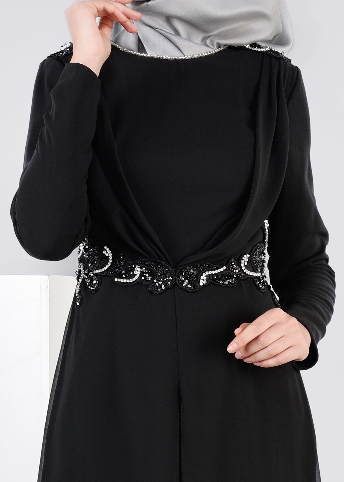 Tesettür giyim SİYAH 5353 CAMİLA 6385 ABİYE TULUM 38/42