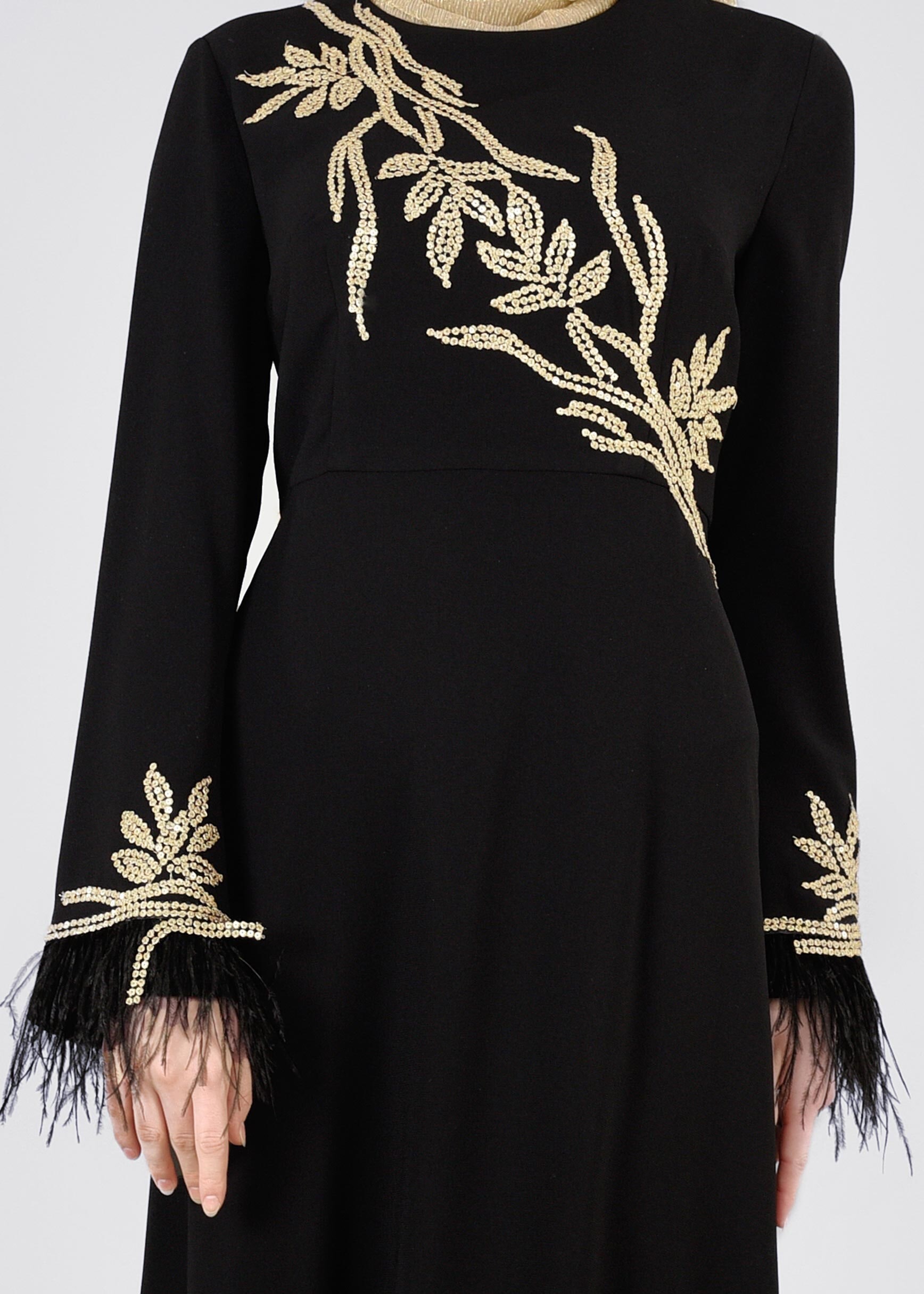 Tesettür giyim SİYAH PUL PAYETLİ MANŞETLERİ TÜYLÜ ABİYE ELBİSE 5359