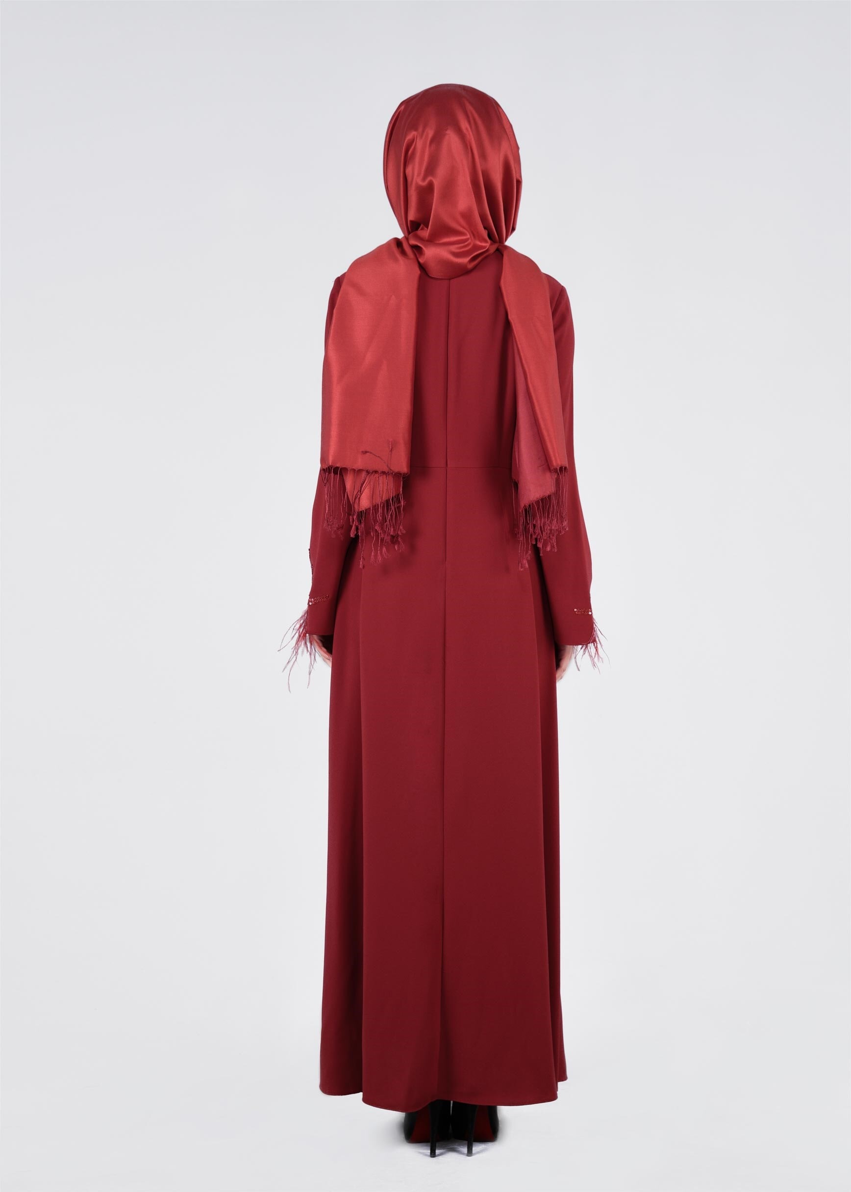 Tesettür giyim BORDO PUL PAYETLİ MANŞETLERİ TÜYLÜ ABİYE ELBİSE 5359