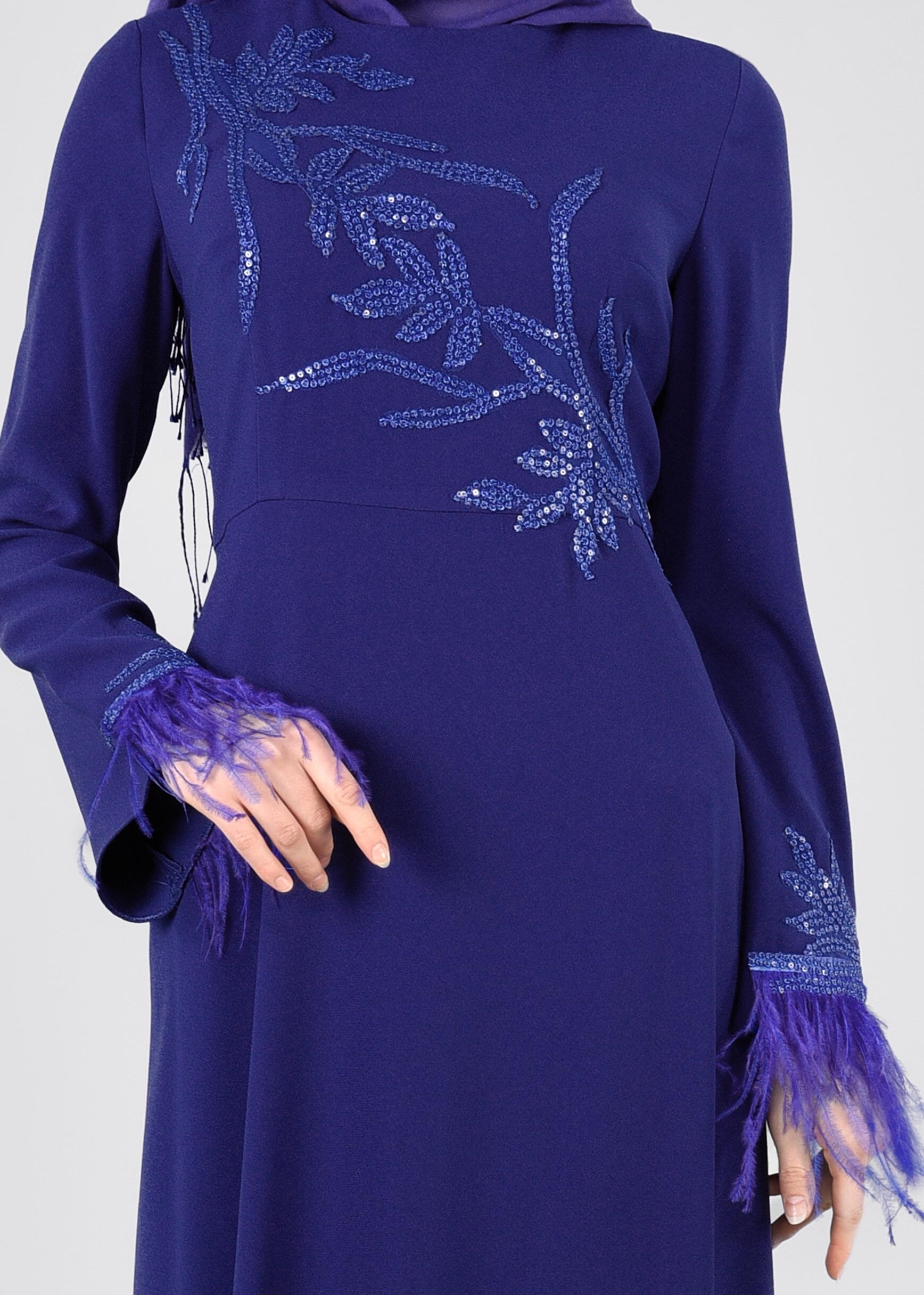 Tesettür giyim LACİVERT PUL PAYETLİ MANŞETLERİ TÜYLÜ ABİYE ELBİSE 5359