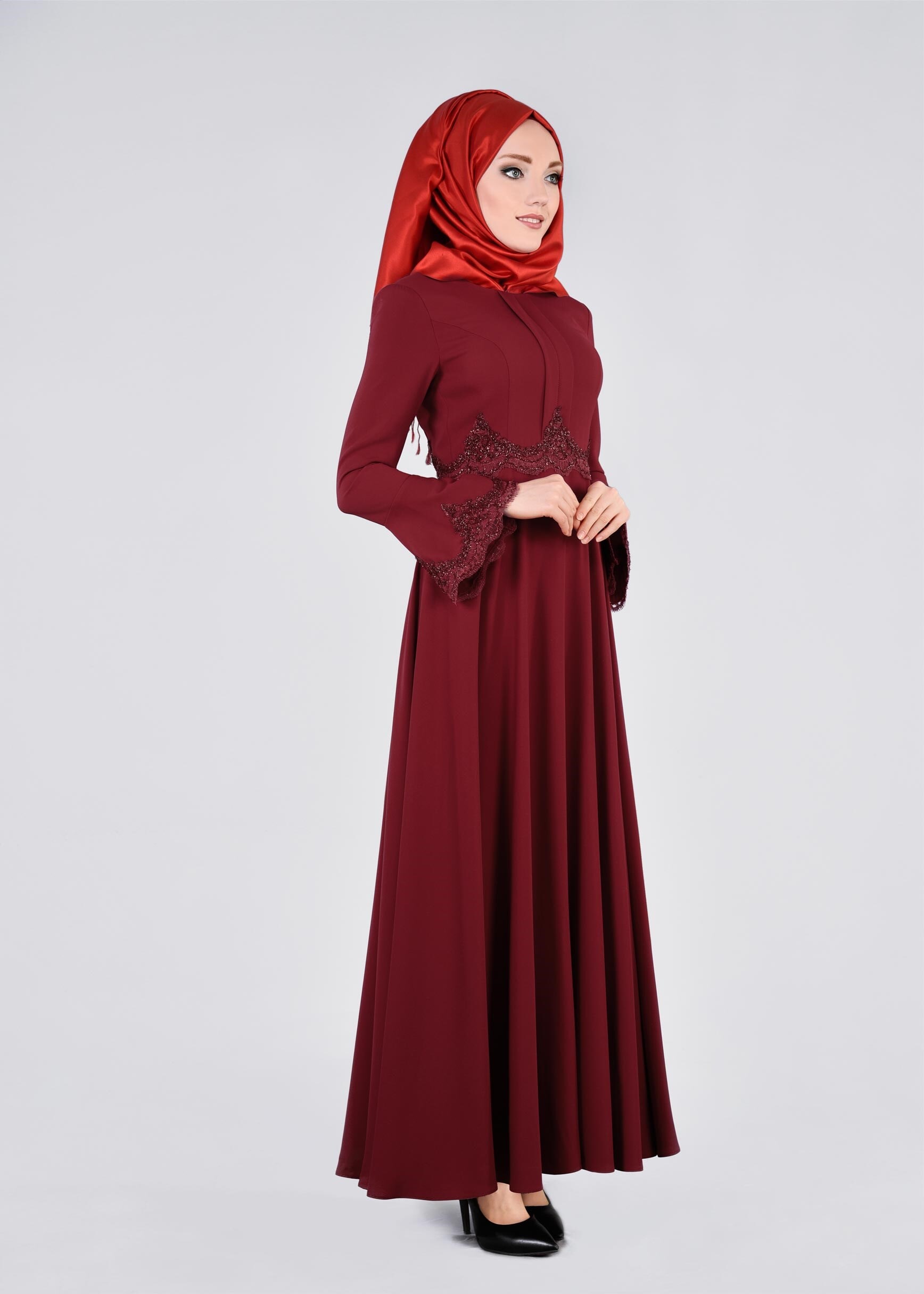 Tesettür giyim BORDO İSPANYOL KOL İŞLEMELİ ABİYE ELBİSE 5390