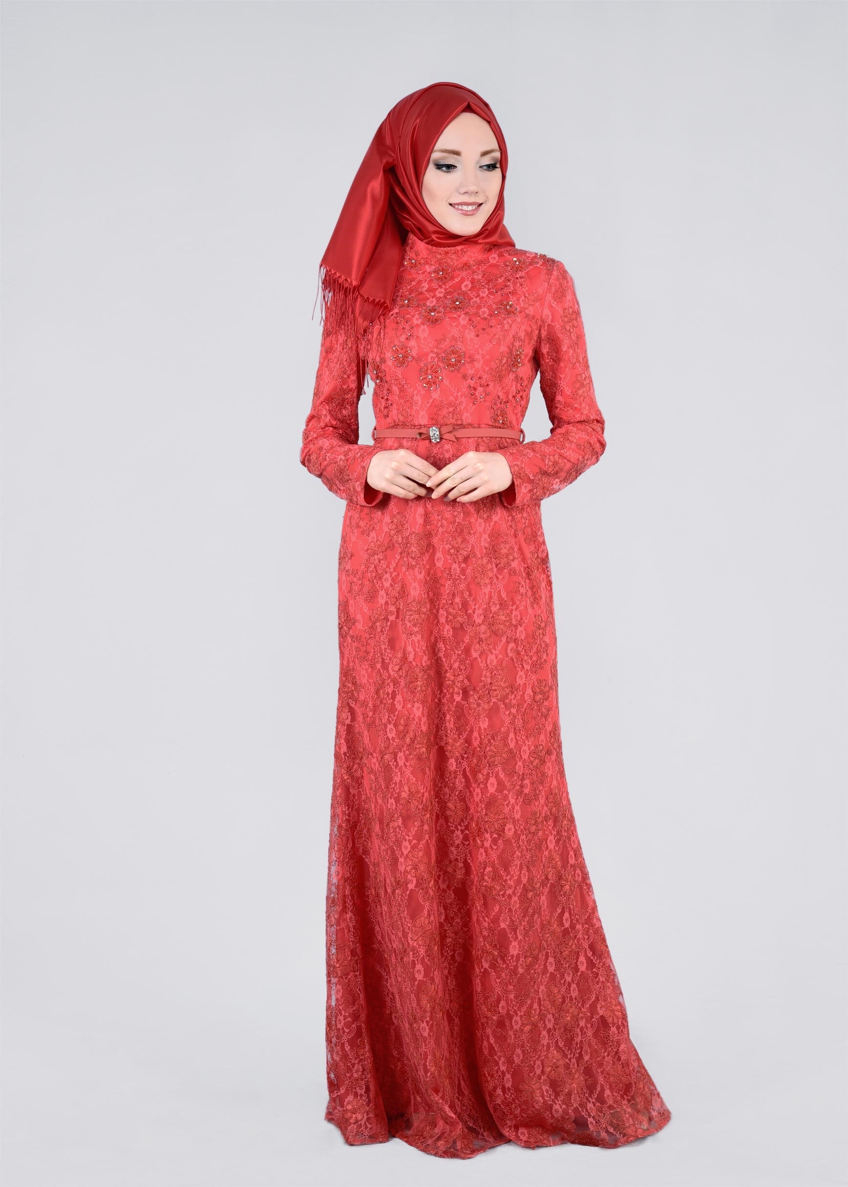 Tesettür giyim MERCAN TAŞ DETAYLI İŞLEMELİ ABİYE ELBİSE 5391