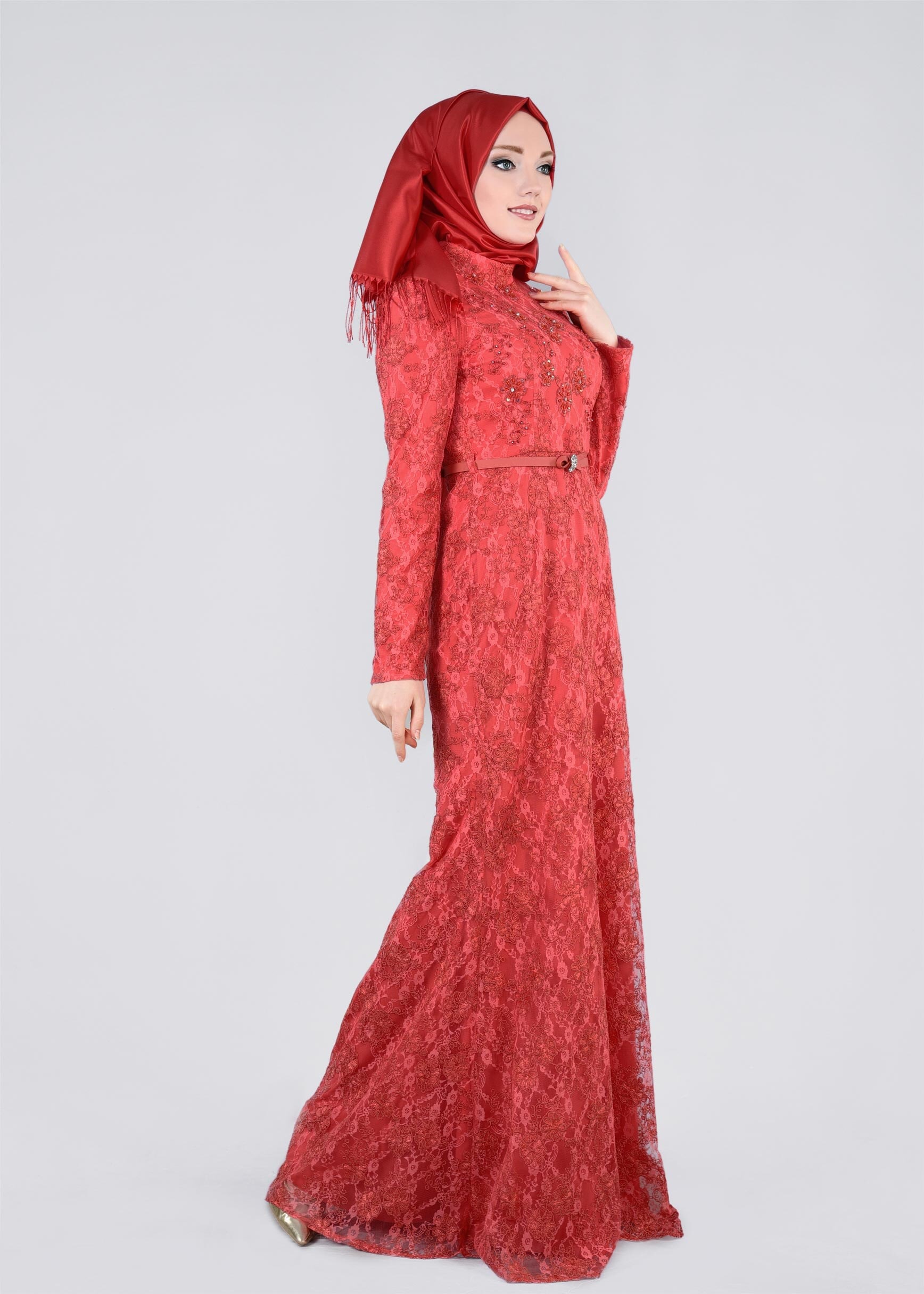 Tesettür giyim MERCAN TAŞ DETAYLI İŞLEMELİ ABİYE ELBİSE 5391