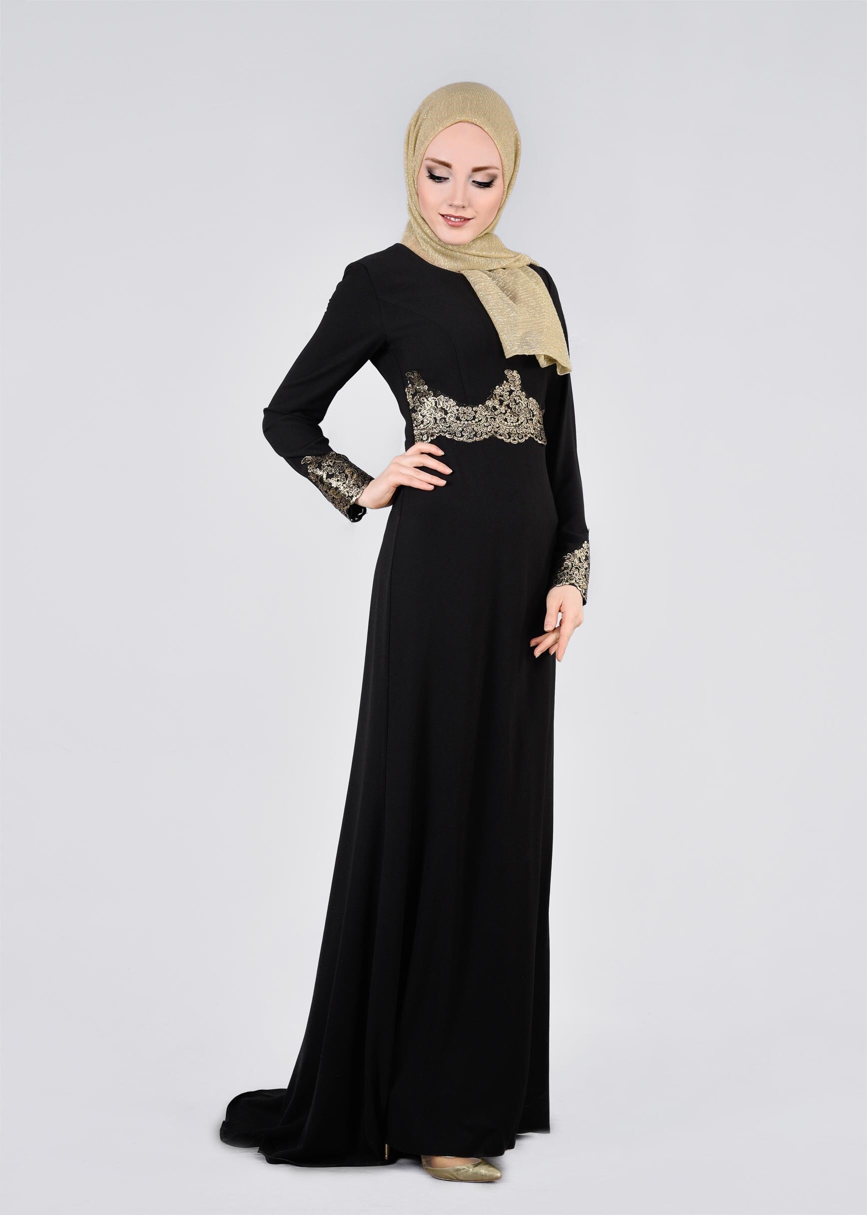 Tesettür giyim SİYAH İŞLEME DETAYLI ABİYE ELBİSE 5393
