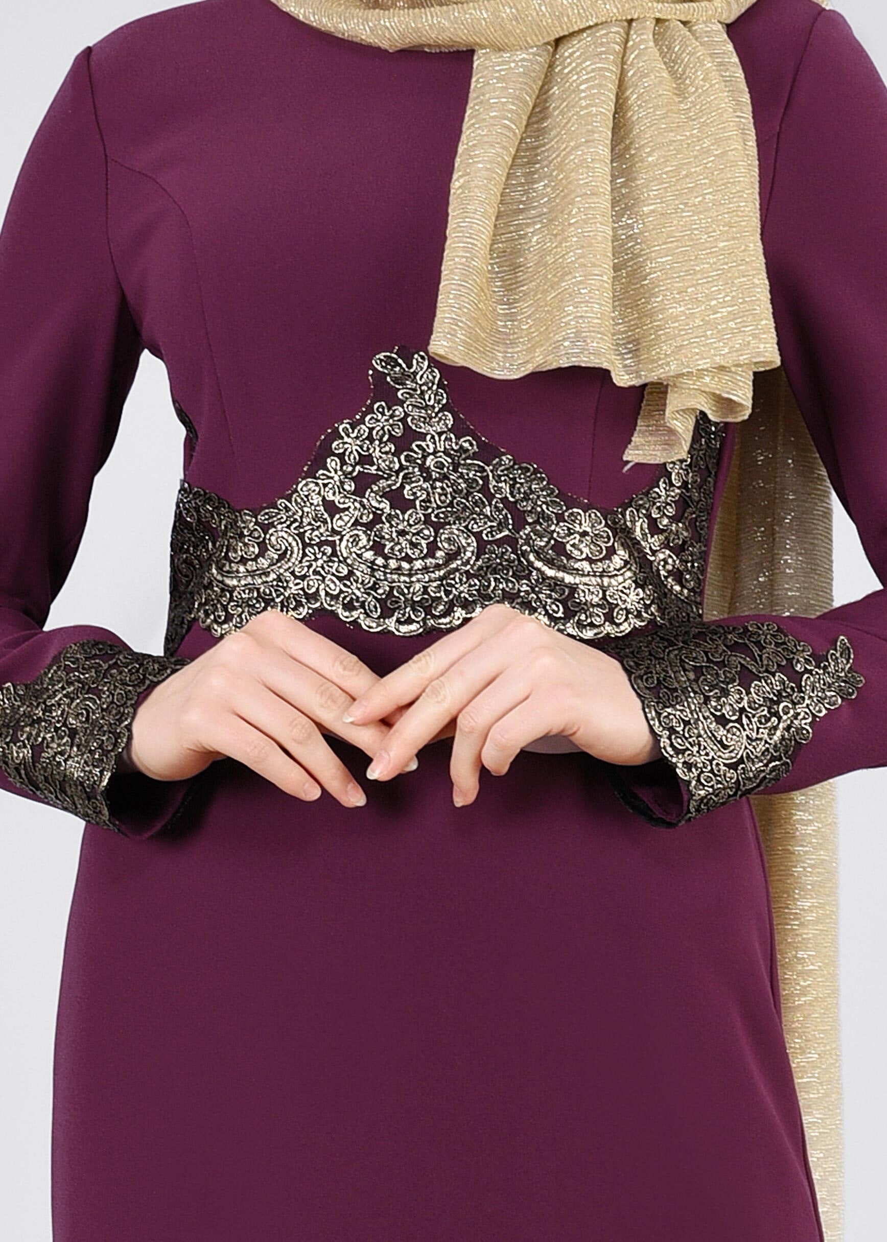 Tesettür giyim MÜRDÜM İŞLEME DETAYLI ABİYE ELBİSE 5393