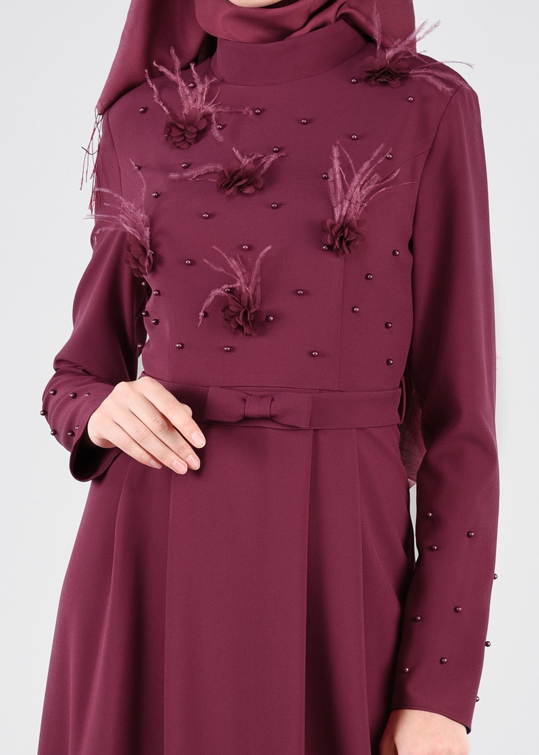 Tesettür giyim MOR BONCUK DETAYLI ÇİÇEKLİ ABİYE ELBİSE 5396