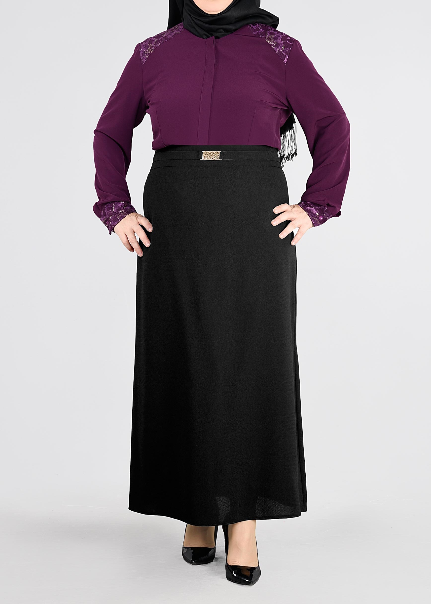 Vêtements hijab POURPRE BLOUSE BRODÉE AUX POIGNETS ET AUX ÉPAULES 2680