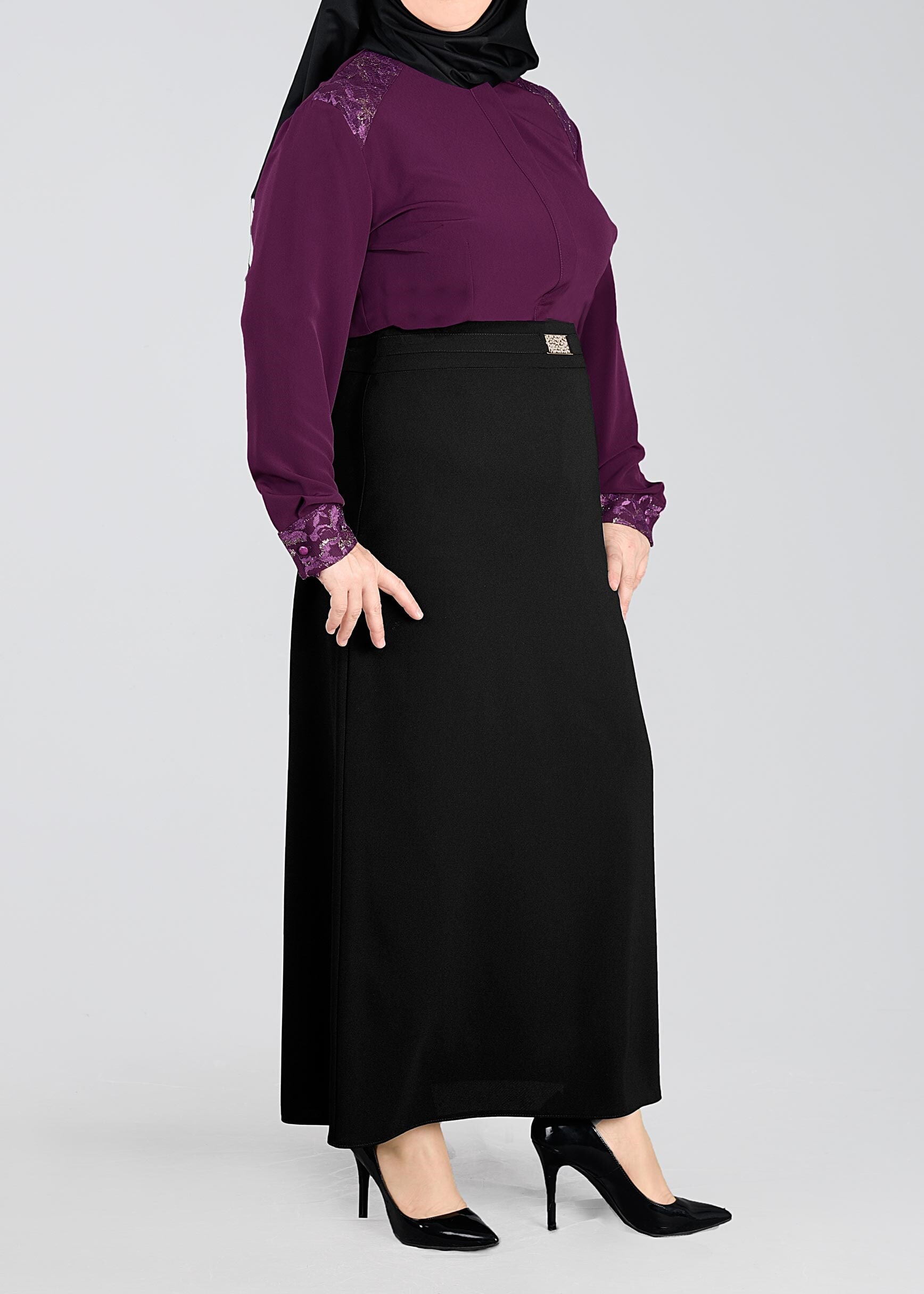 Vêtements hijab POURPRE BLOUSE BRODÉE AUX POIGNETS ET AUX ÉPAULES 2680