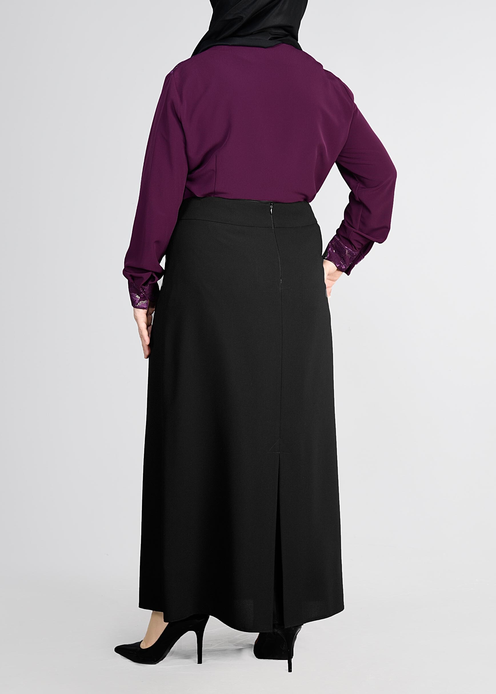 Vêtements hijab POURPRE BLOUSE BRODÉE AUX POIGNETS ET AUX ÉPAULES 2680