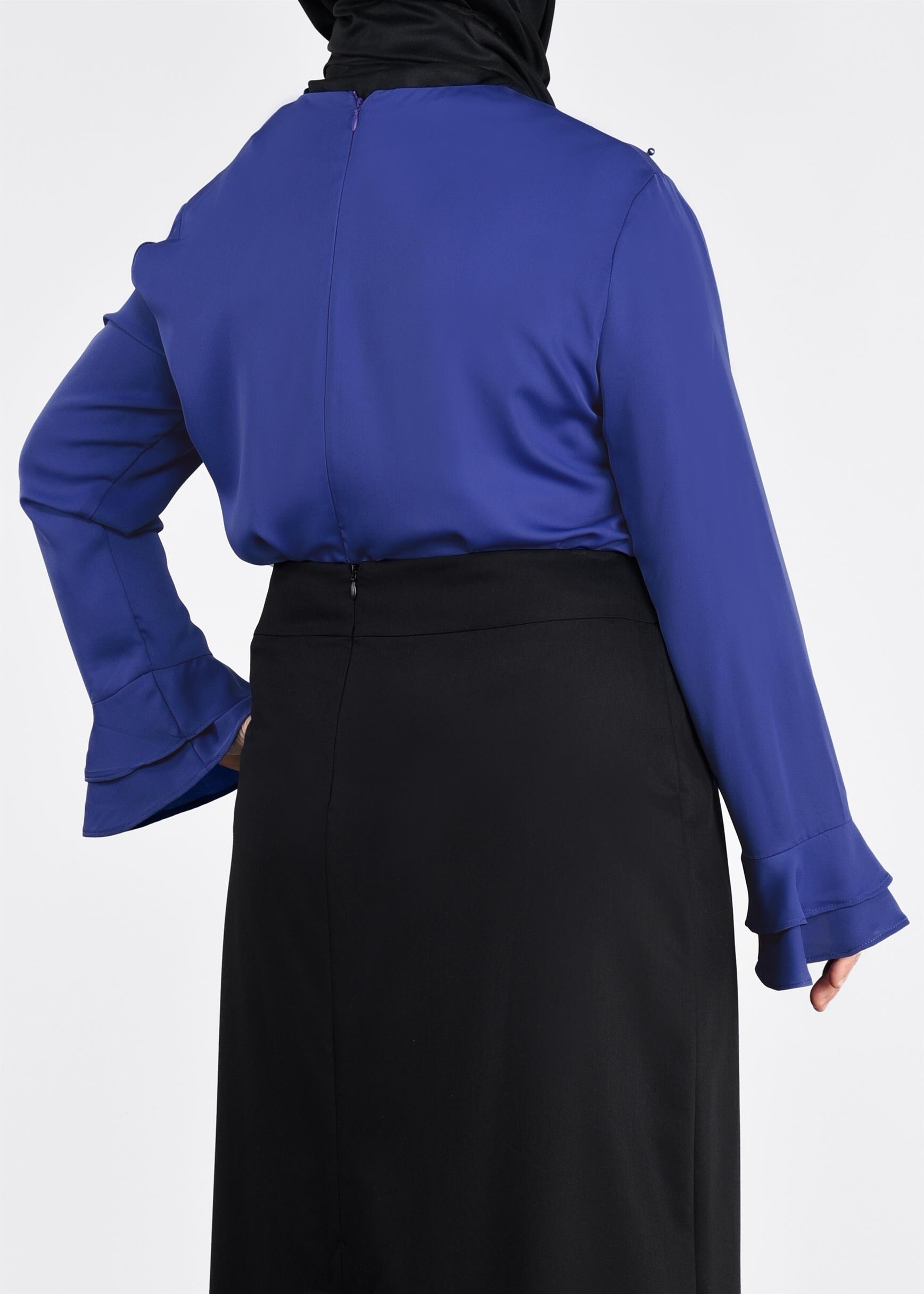 Vêtements hijab BLEU MARINE BLOUSE DÉTAILLÉE DE PERLES ET POIGNETS À VOLANTS 2695