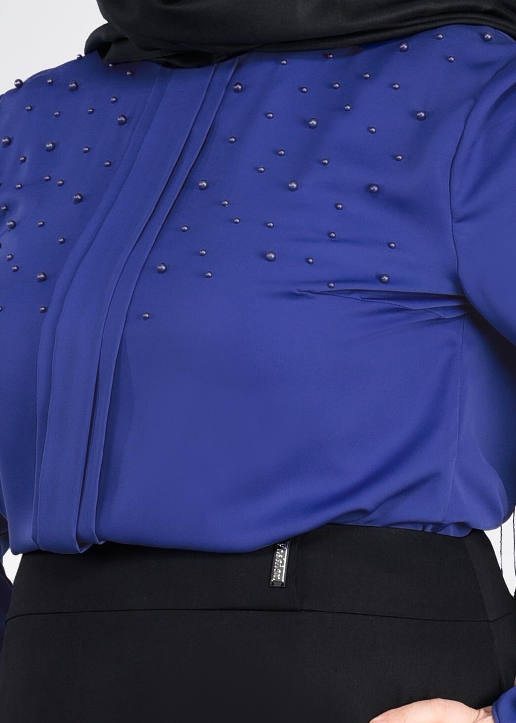 Vêtements hijab BLEU MARINE BLOUSE DÉTAILLÉE DE PERLES ET POIGNETS À VOLANTS 2695