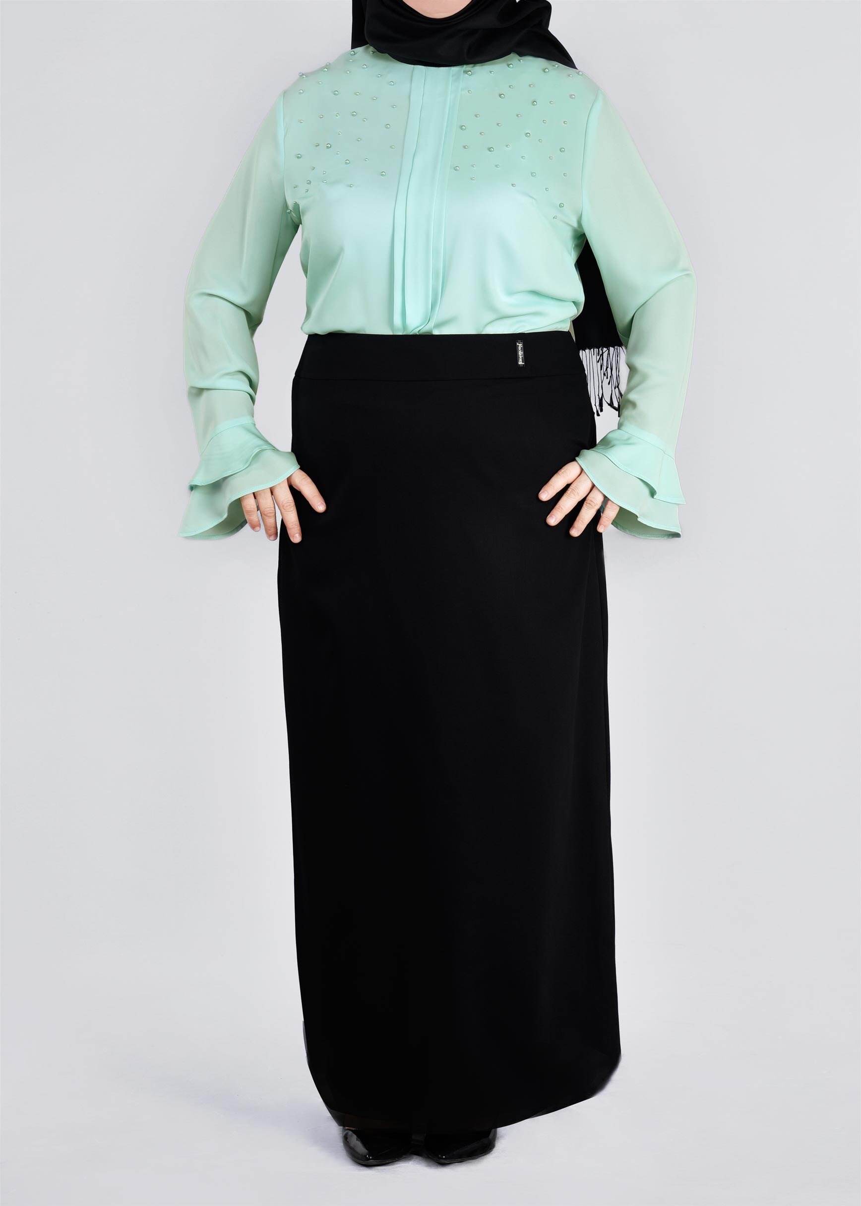 Vêtements hijab VERT BLOUSE DÉTAILLÉE DE PERLES ET POIGNETS À VOLANTS 2695