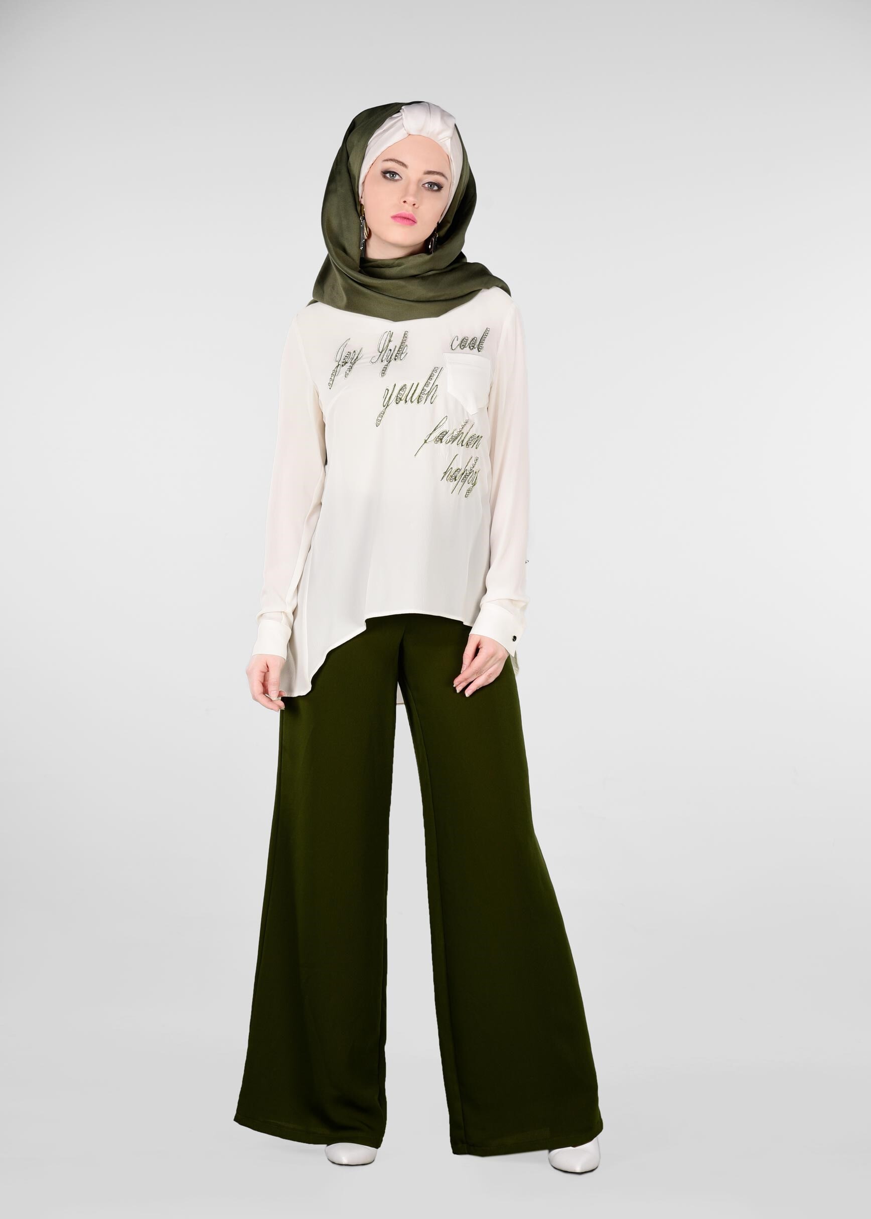 Tesettür giyim EKRU TAŞ VE YAZI BASKILI BLUZ 4106 