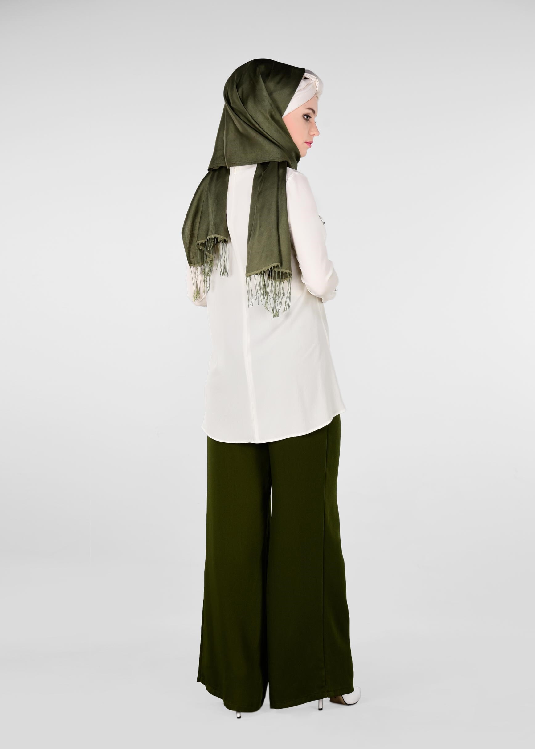 Tesettür giyim EKRU TAŞ VE YAZI BASKILI BLUZ 4106 