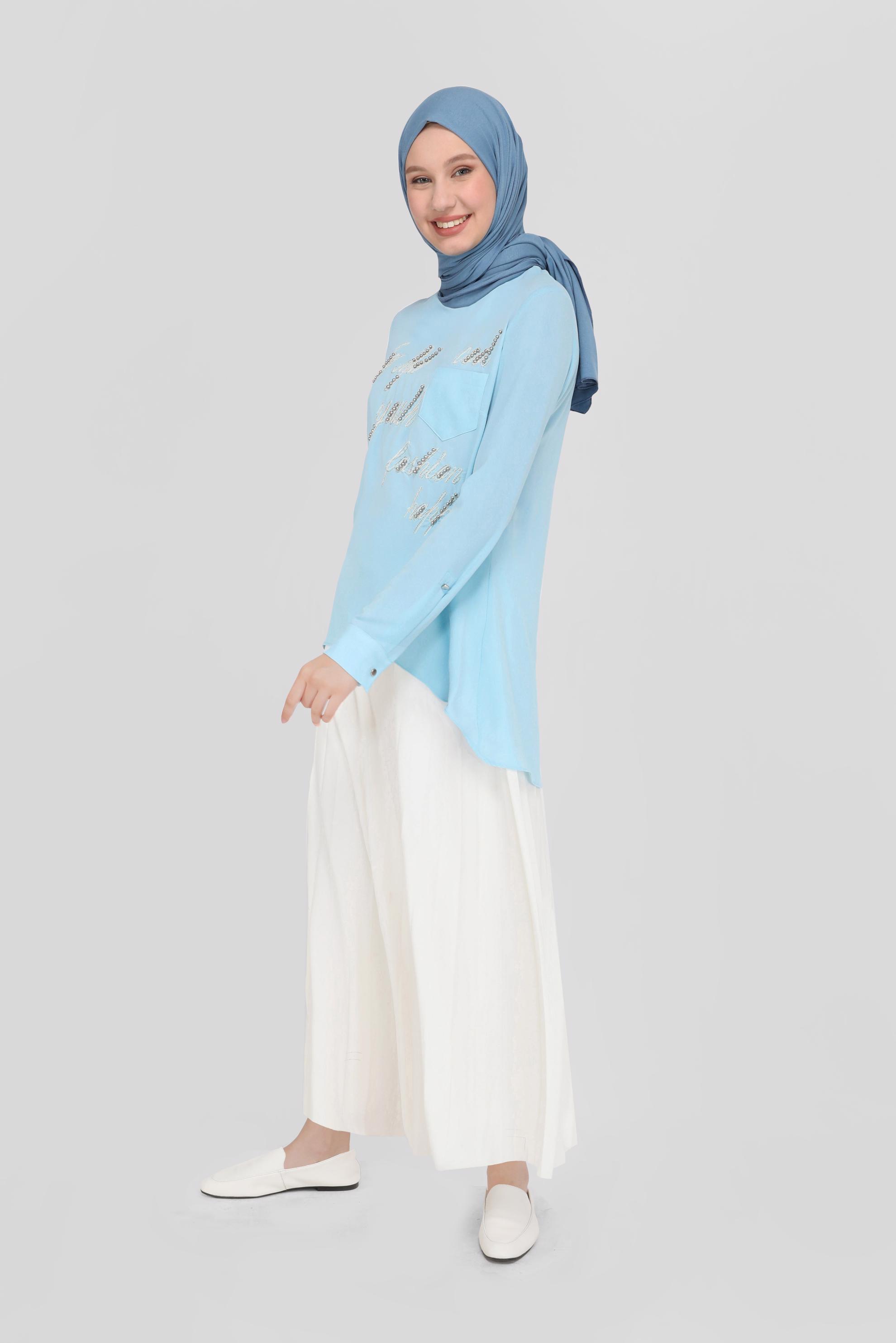 Tesettür giyim MAVİ TAŞ VE YAZI BASKILI BLUZ 4106 