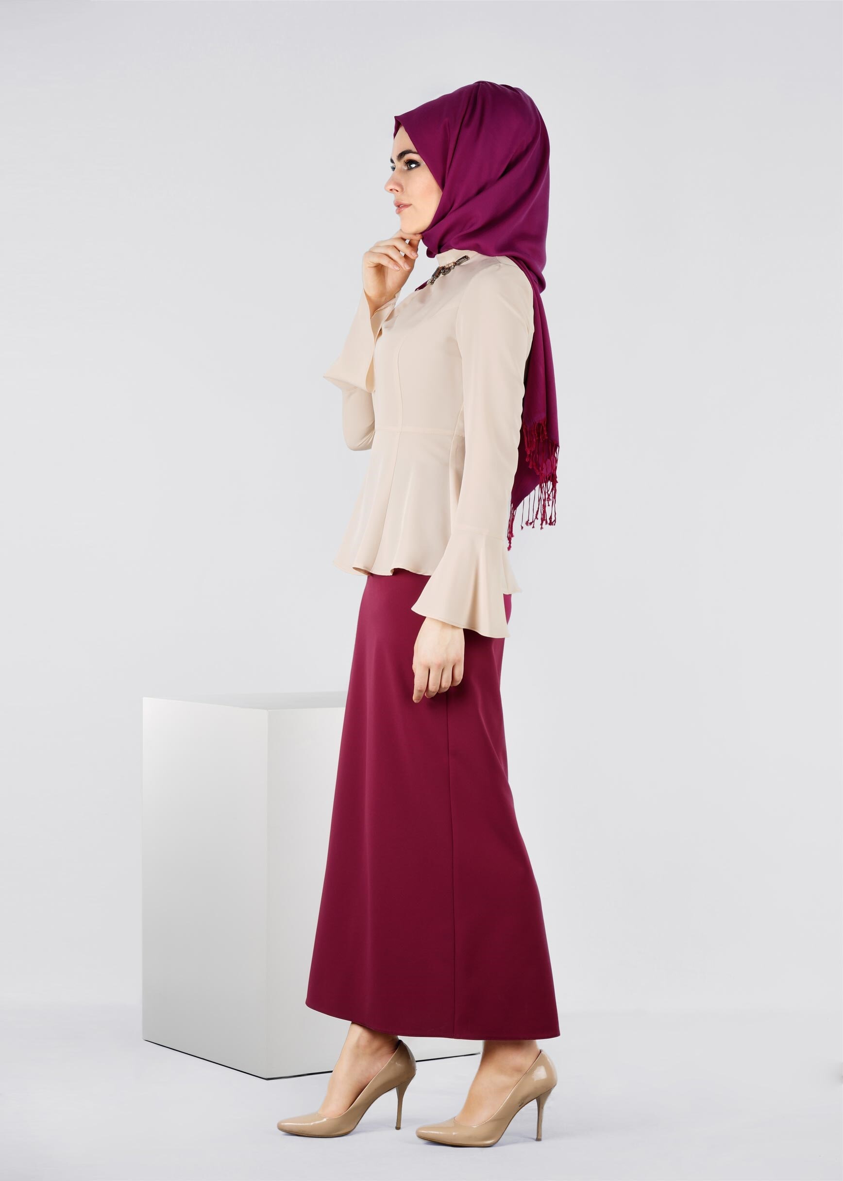 Tesettür giyim EKRU TAŞ DETAYLI İSPANYOL KOL BLUZ 4145 