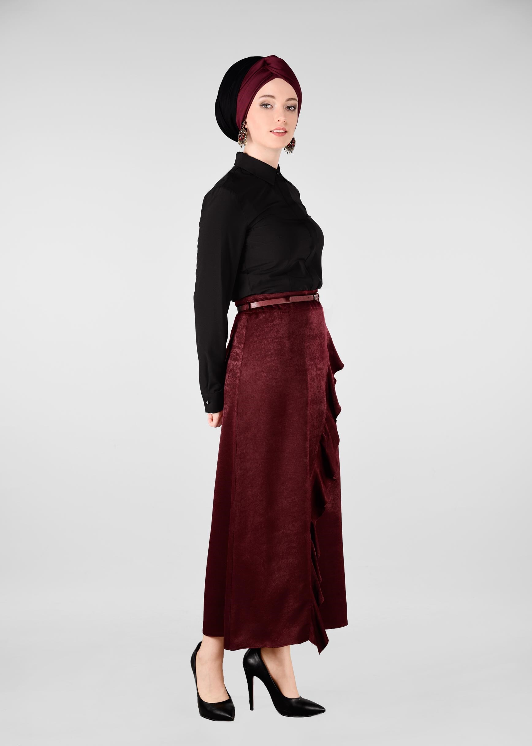 Tesettür giyim SİYAH GÖMLEK YAKA DETAYLI DÜĞMELİ BLUZ 4169