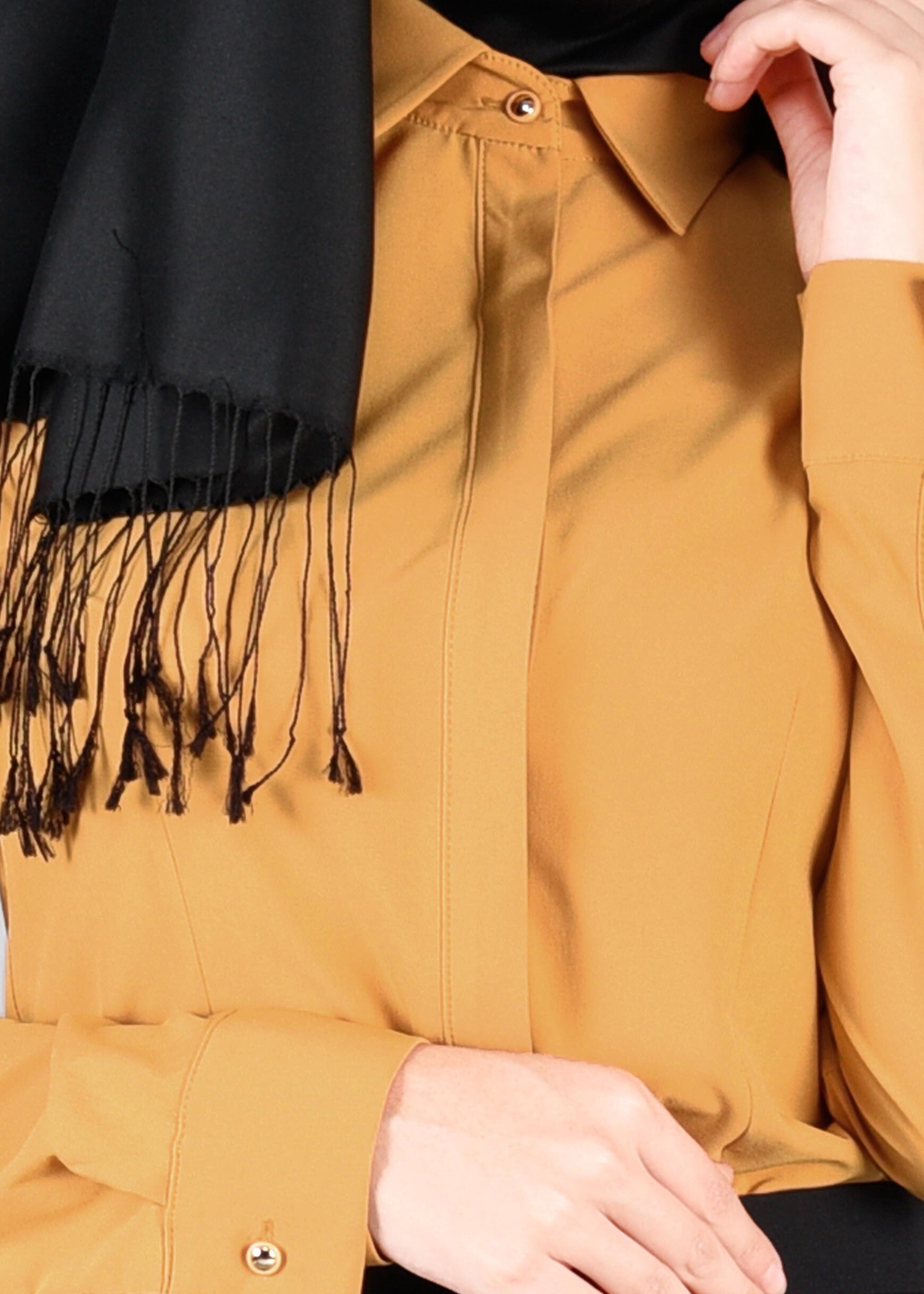 Tesettür giyim SARI GÖMLEK YAKA DETAYLI DÜĞMELİ BLUZ 4169