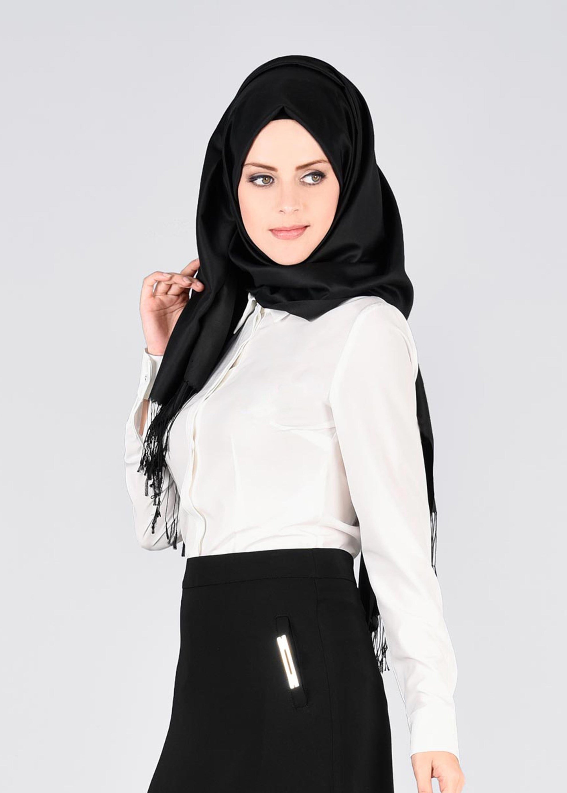 Tesettür giyim BEYAZ GÖMLEK YAKA DETAYLI DÜĞMELİ BLUZ 4169