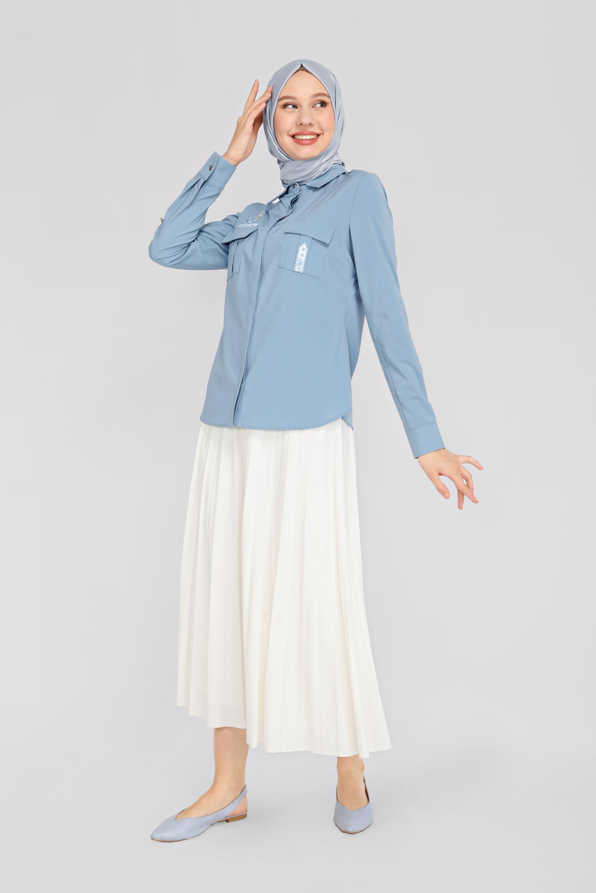 Tesettür giyim MAVİ BASKI DETAYLI DÜĞMELİ BLUZ 4178