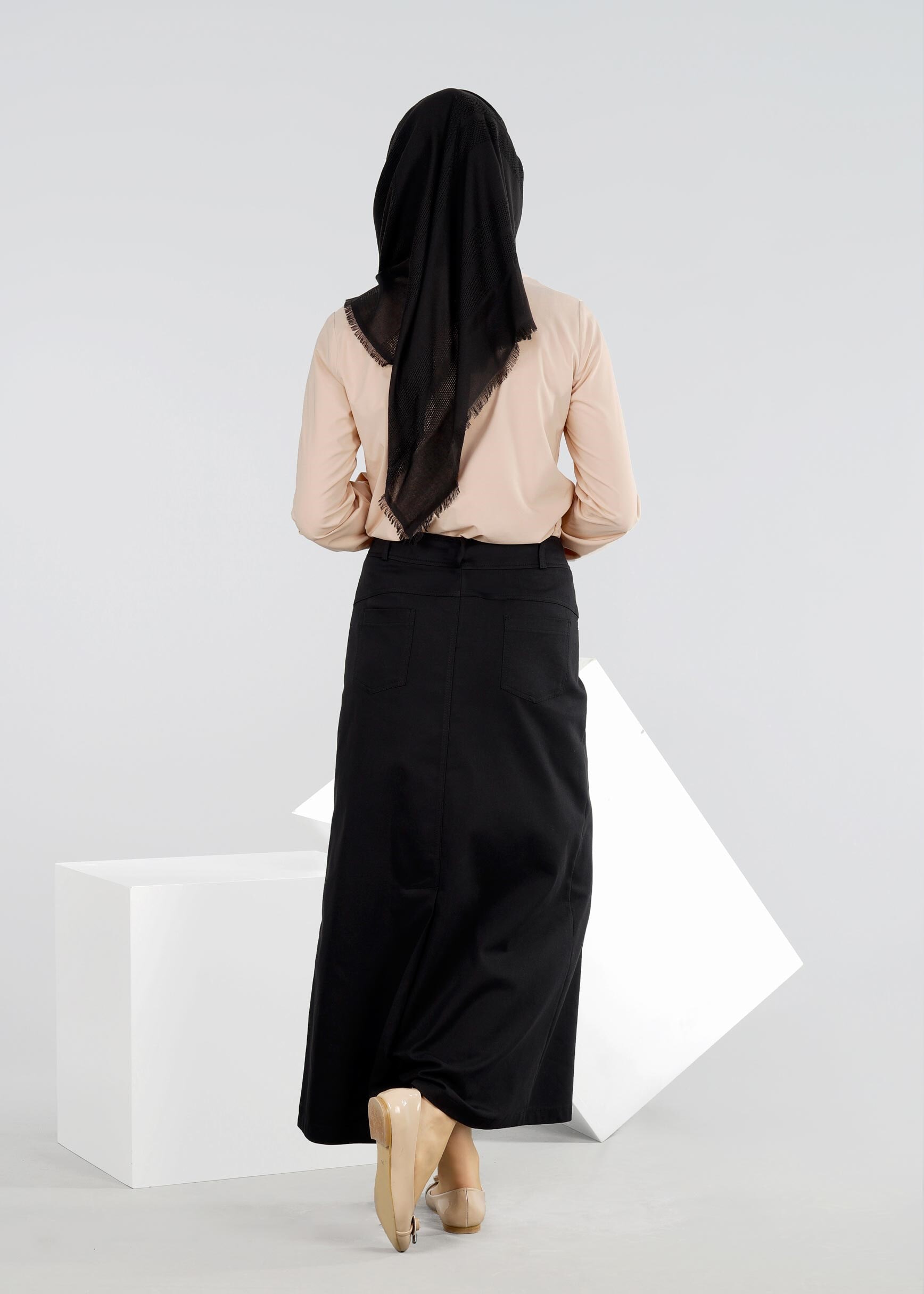 Tesettür giyim PUDRA BROŞ DETAYLI BLUZ  4190 