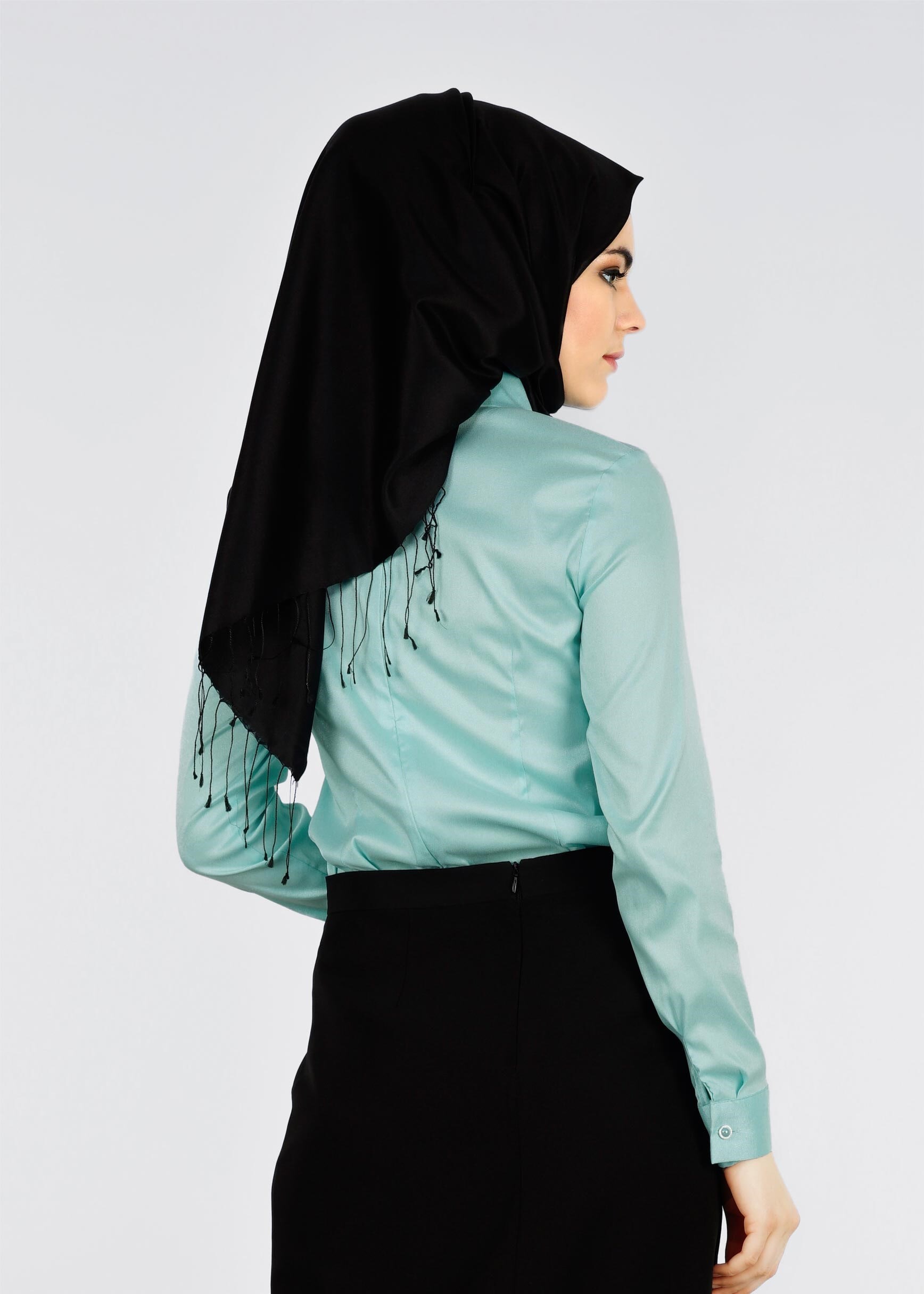 Tesettür giyim YEŞİL TAŞ DÜĞME DETAYLI KREP BLUZ 4191