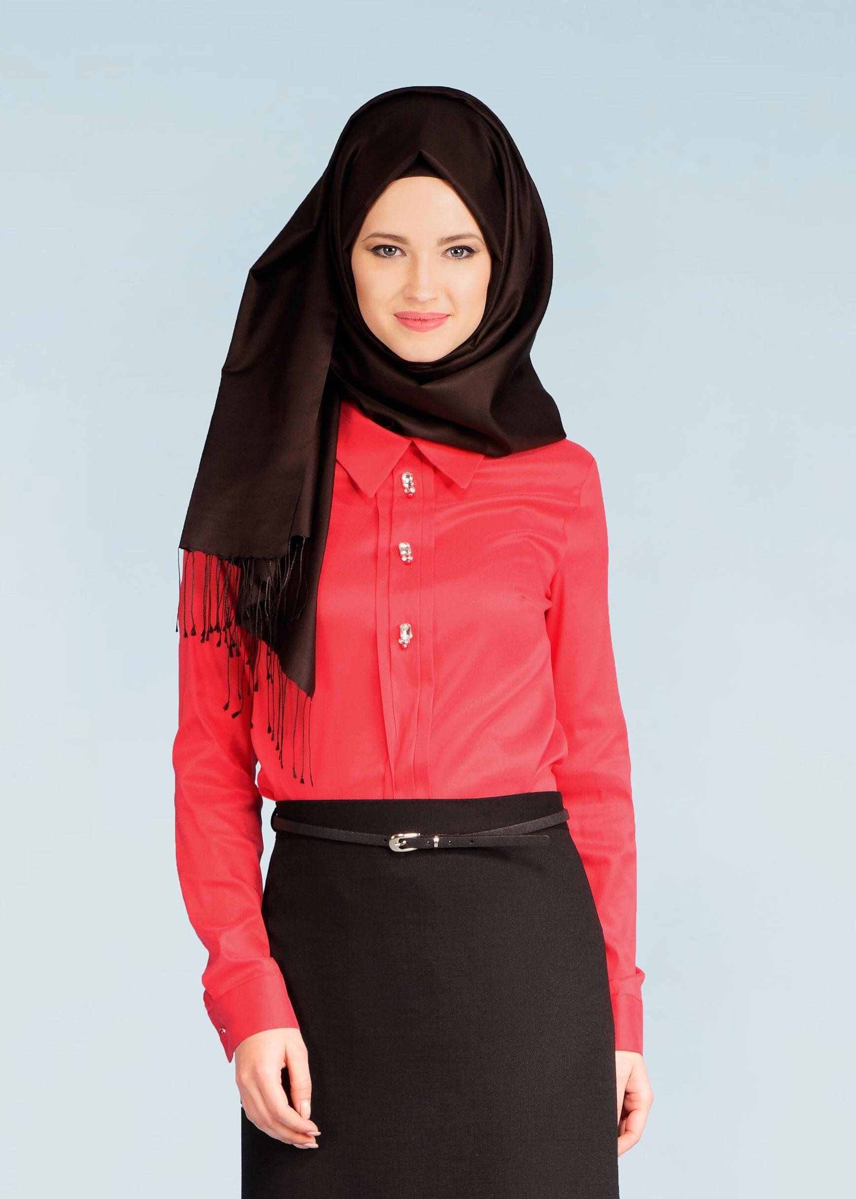 Tesettür giyim KIRMIZI TAŞ DÜĞME DETAYLI KREP BLUZ 4191