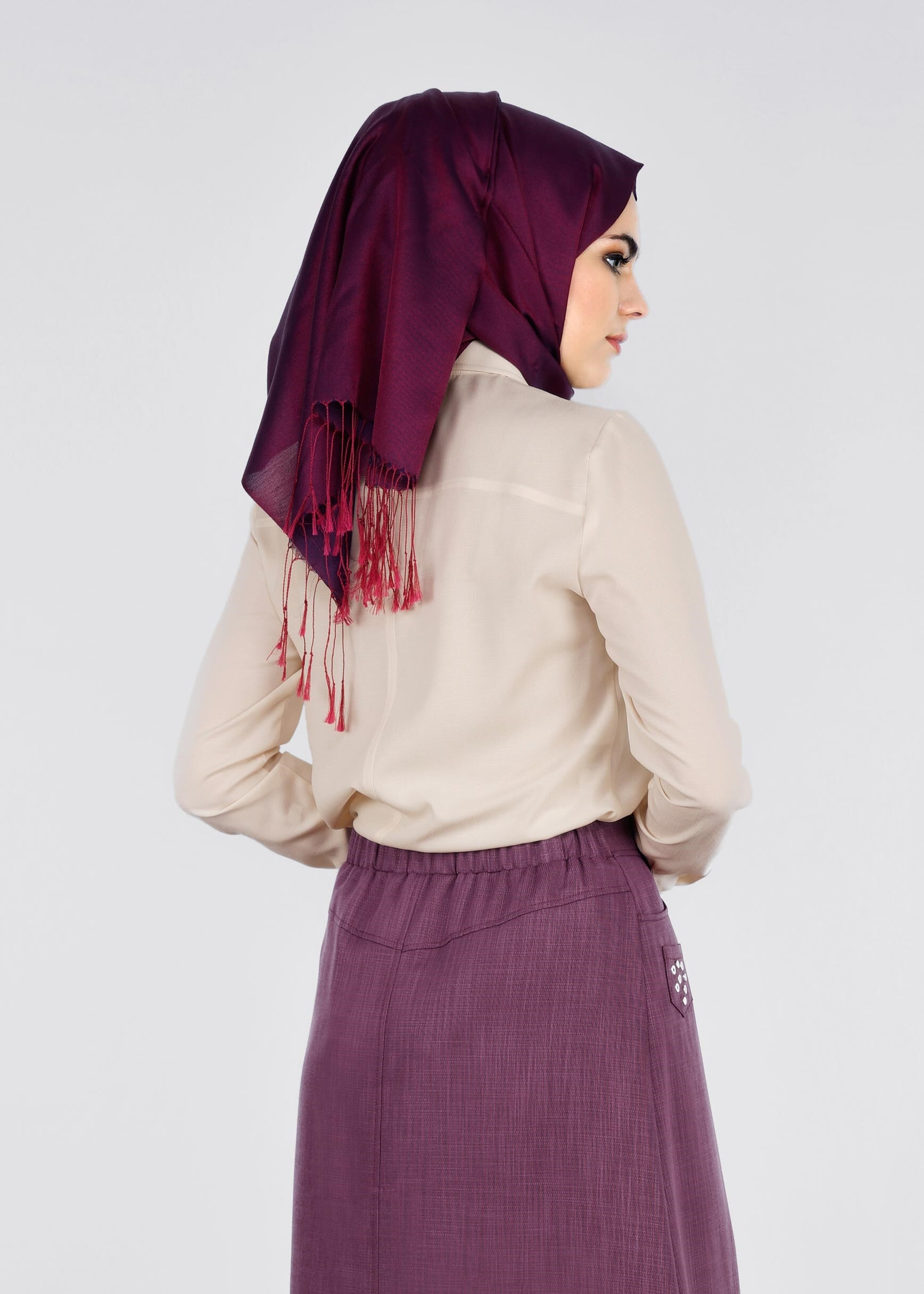 Tesettür giyim BEYAZ ZIMBA DETAYLI GİZLİ DÜĞMELİ BLUZ 4249