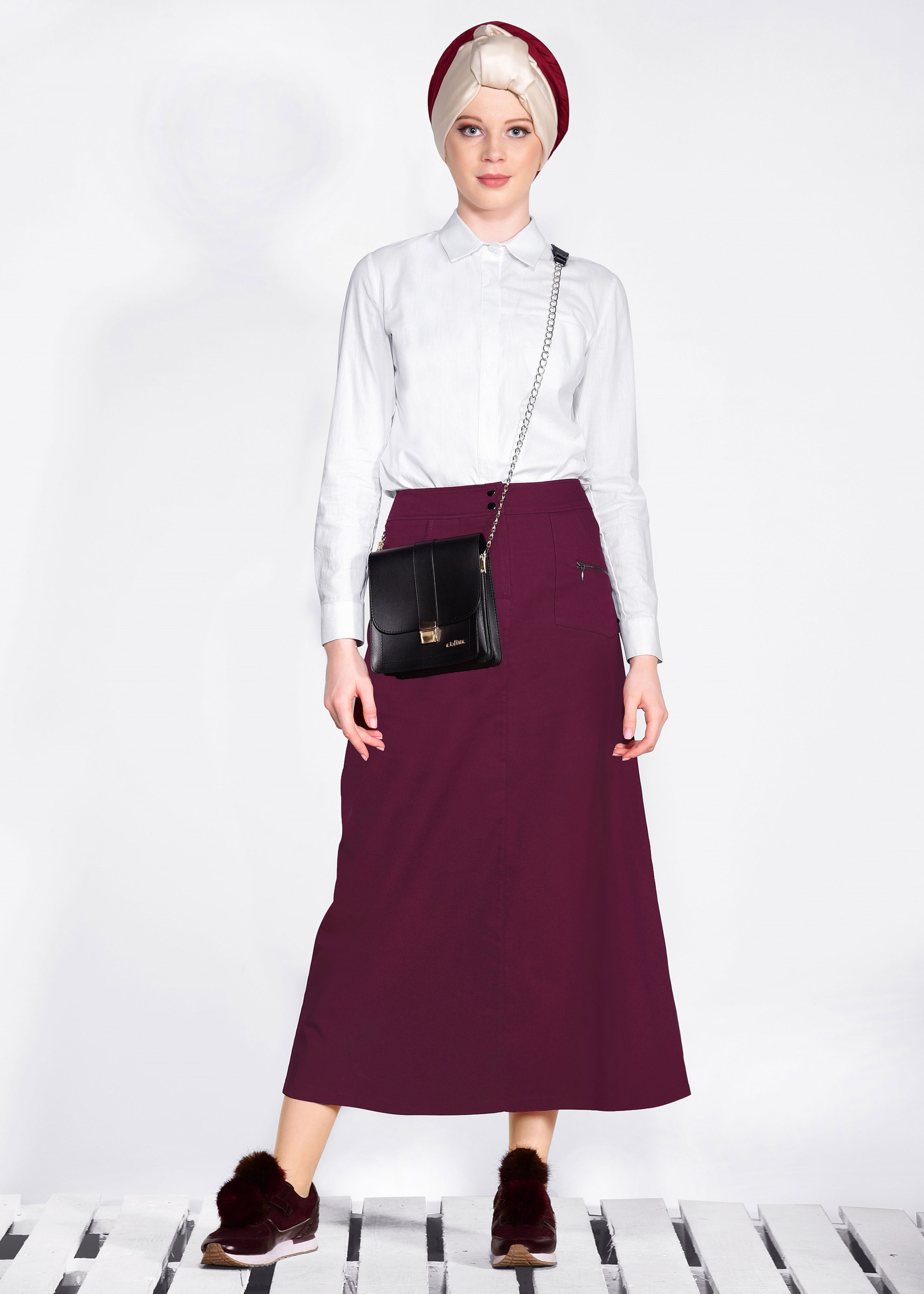 Tesettür giyim BEYAZ GÖMLEK YAKA DÜĞMELİ BLUZ 4302 