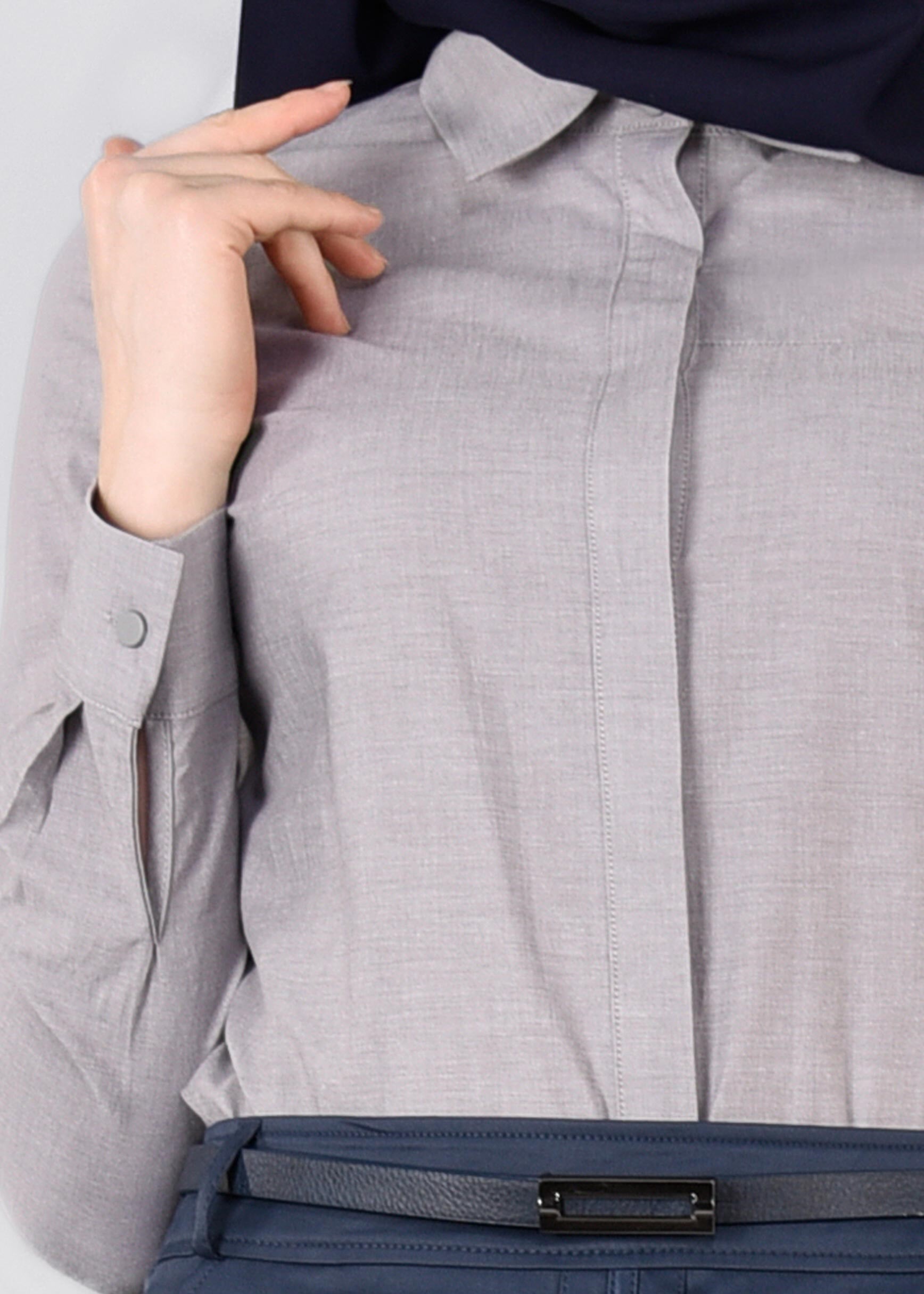 Tesettür giyim GRİ GÖMLEK YAKA DÜĞMELİ BLUZ 4302 