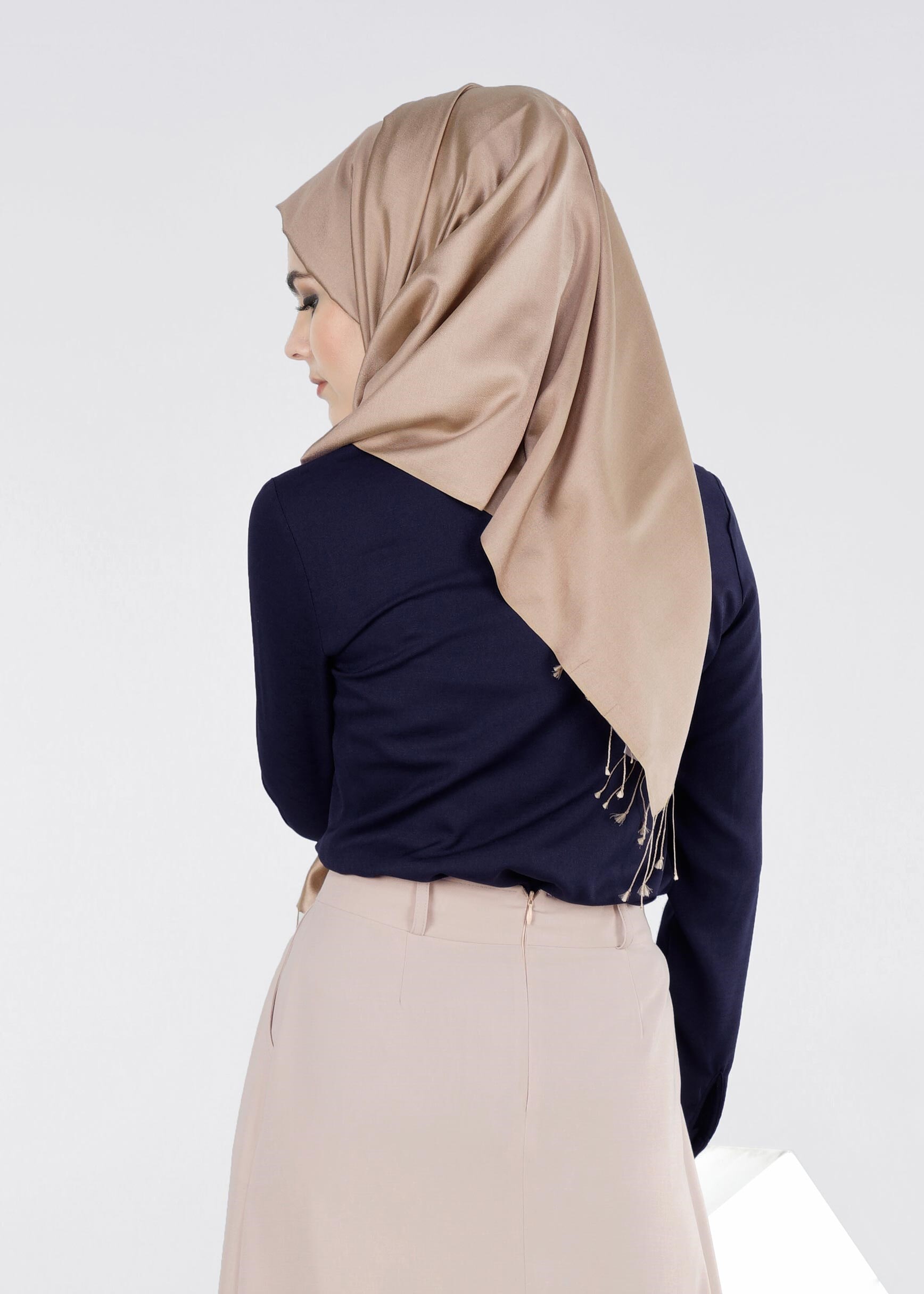 Tesettür giyim LACİVERT 4303 NORA BLUZ 36/44 TEK40