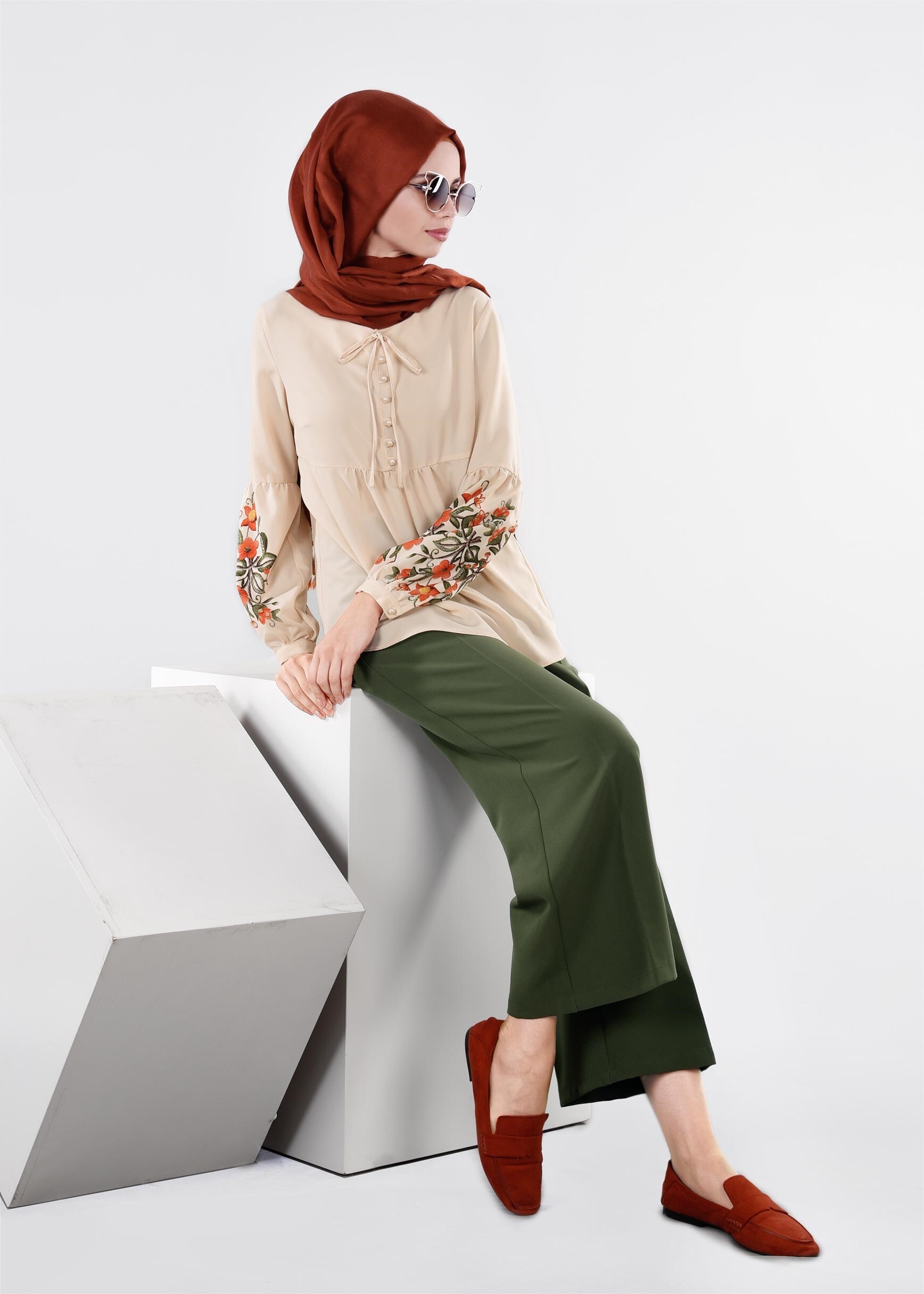 Tesettür giyim BEJ 4423 NEW LOREN BLUZ 36/44 TEK38