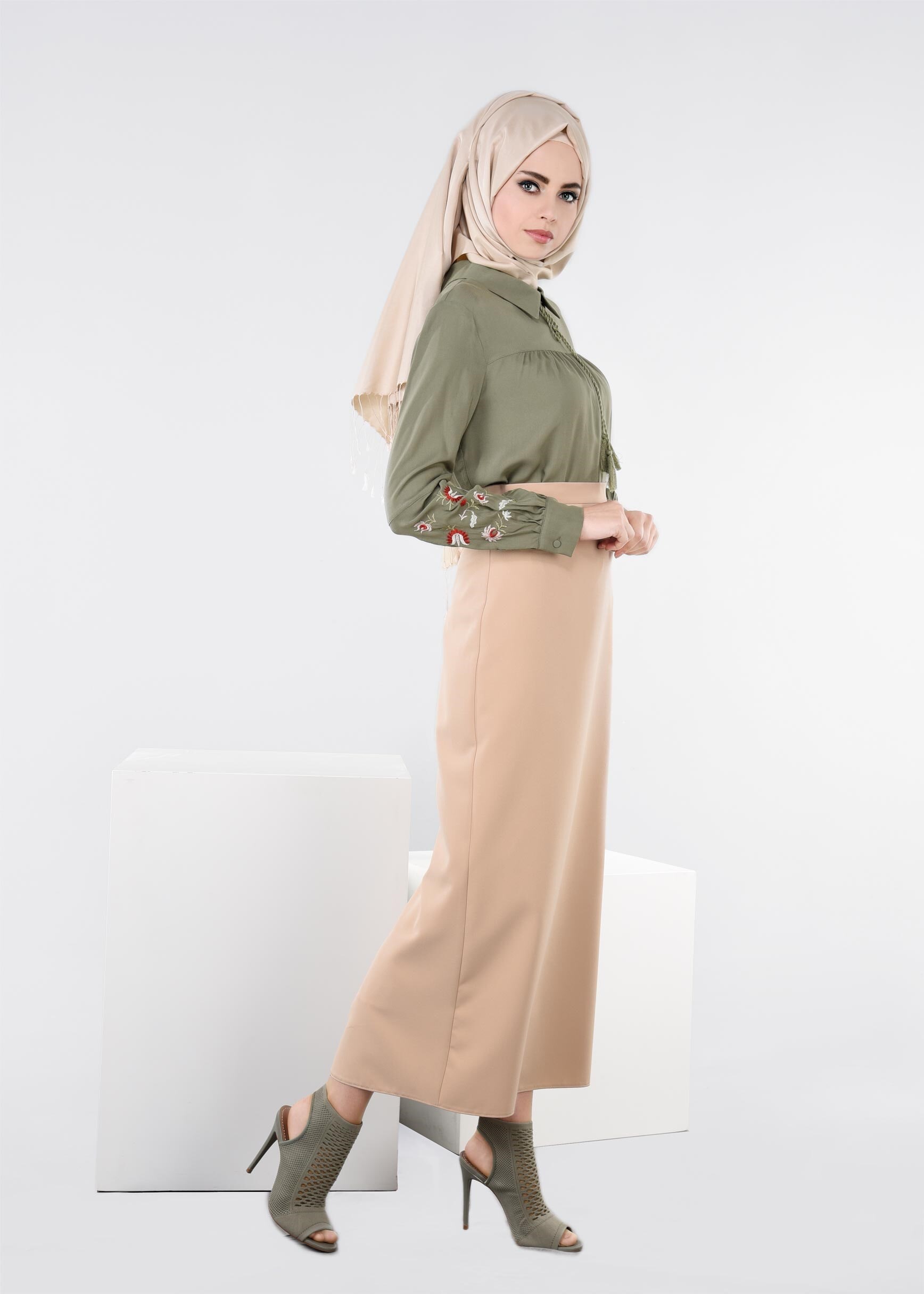 Tesettür giyim HAKİ 4424 NEW DOROTY BLUZ 36/42 TEK38