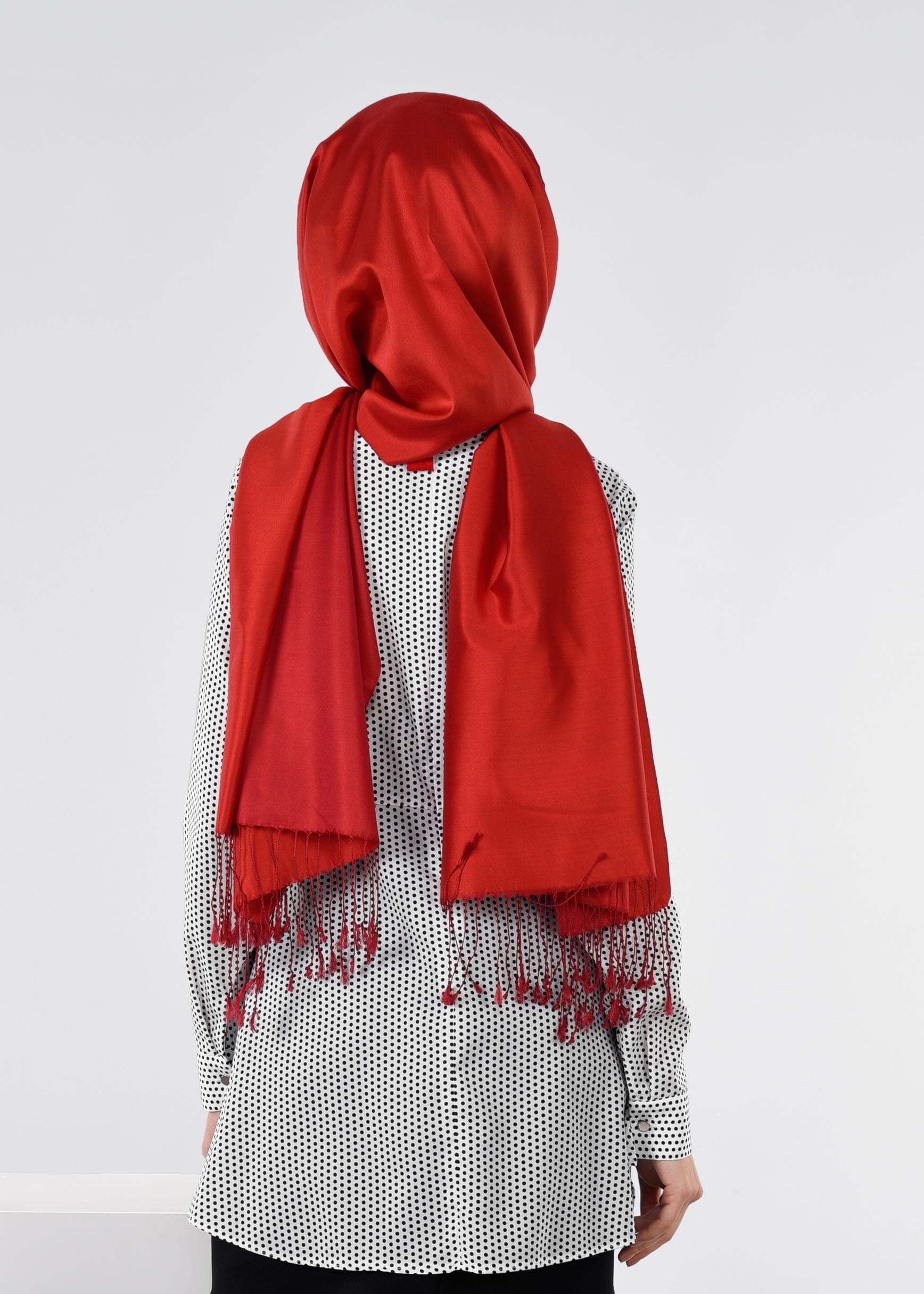 Tesettür giyim BEJ PUANTİYE DETAYLI ASİMETRİK KESİM BLUZ 4543