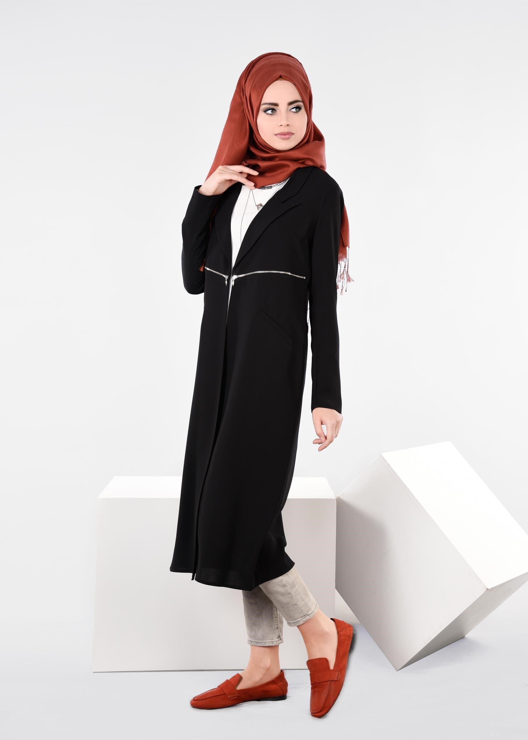 Tesettür giyim SİYAH 4351 ELVAN 3731 TESETTÜR CEKET 38/46 TEK40