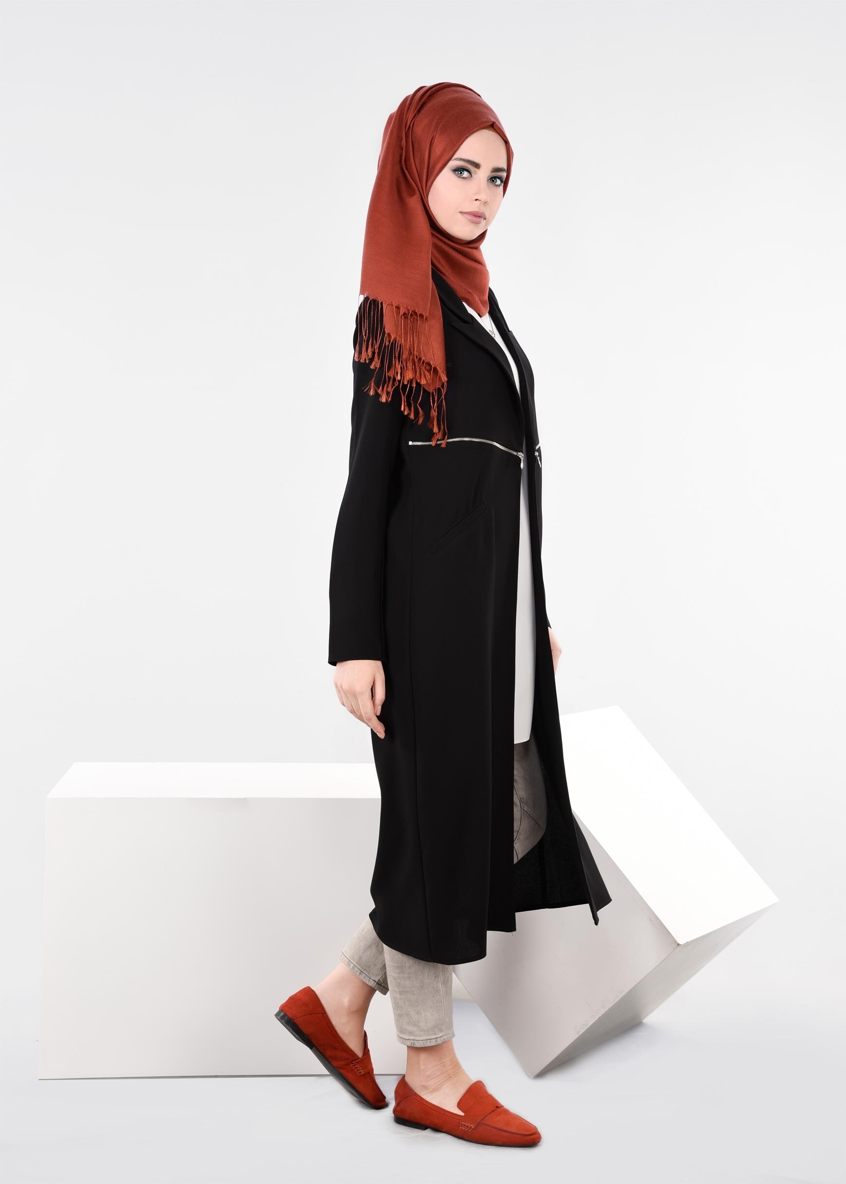 Tesettür giyim SİYAH 4351 ELVAN 3731 TESETTÜR CEKET 38/46 TEK40