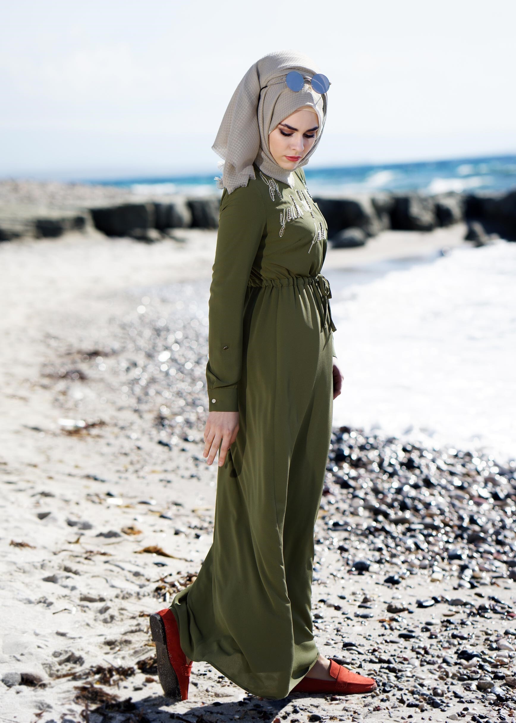 Tesettür giyim HAKİ 4163 NİŞANTAŞI TESETTÜR ELBİSE 36/44(38-40) TEK42