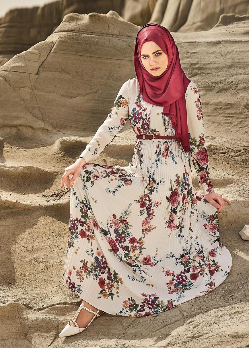 Tesettür giyim BEYAZ 4230 MAGLİA 10916 ELBİSE 38/44 TEK40