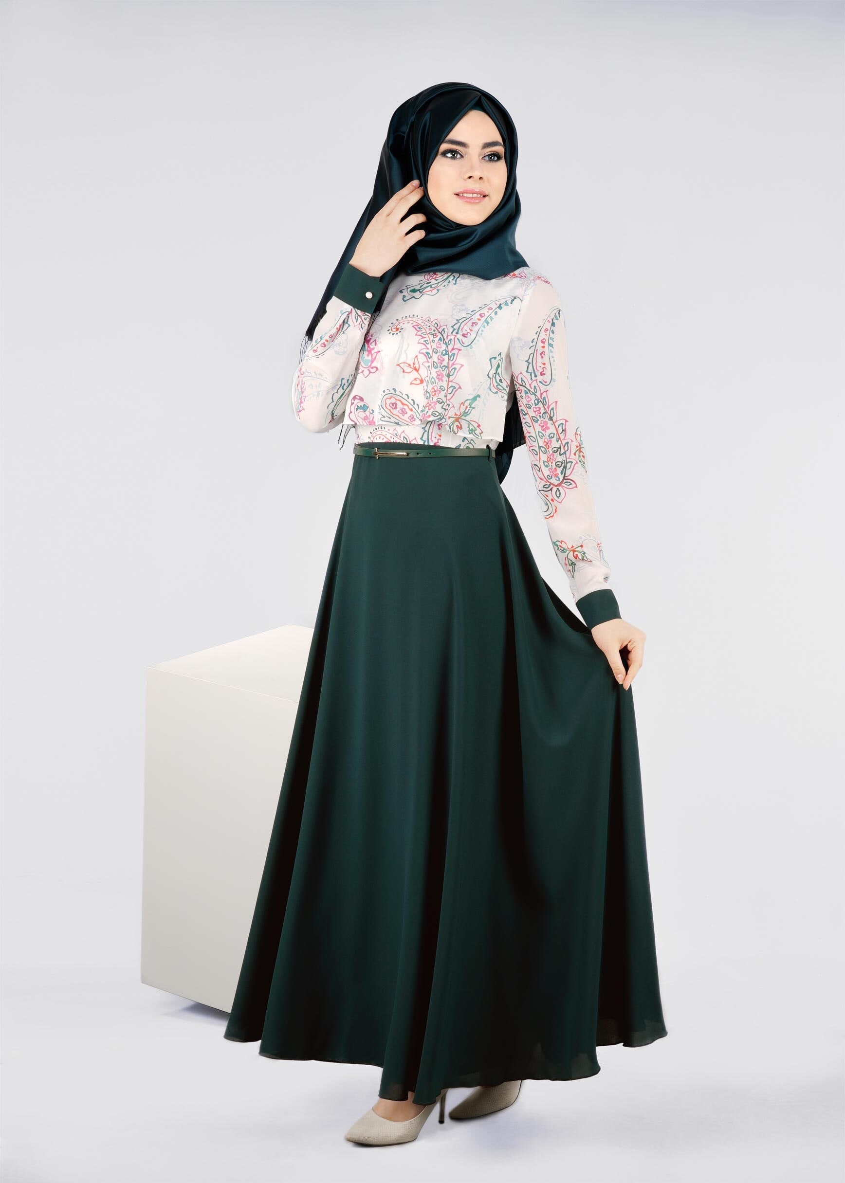 Tesettür giyim YEŞİL 4255 KOBE 2040 ELBİSE 38/44