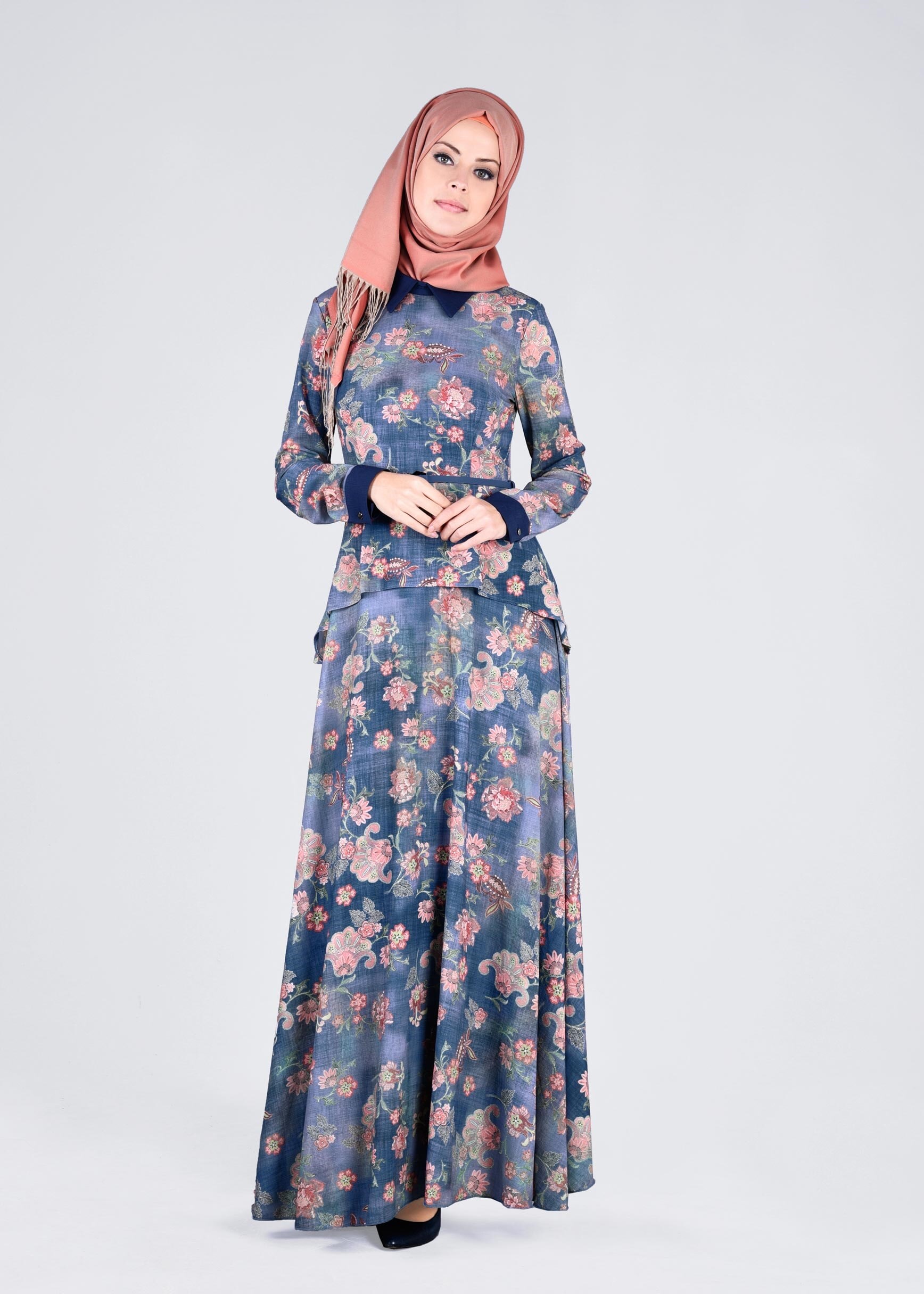 Tesettür giyim LACİVERT ÇİÇEKLİ ELBİSE 4355 