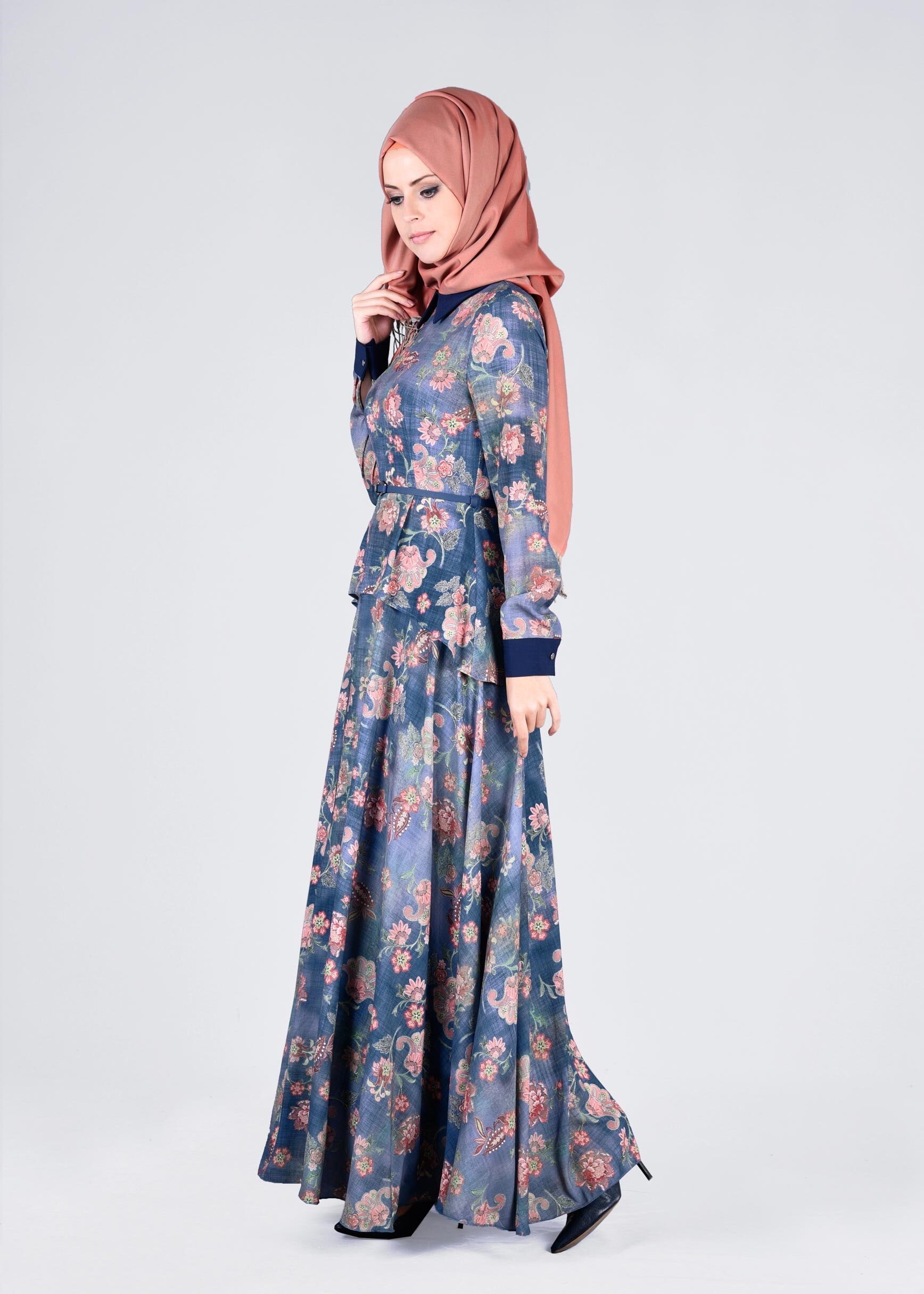 Tesettür giyim LACİVERT ÇİÇEKLİ ELBİSE 4355 