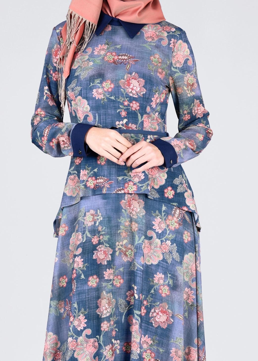 Tesettür giyim LACİVERT ÇİÇEKLİ ELBİSE 4355 