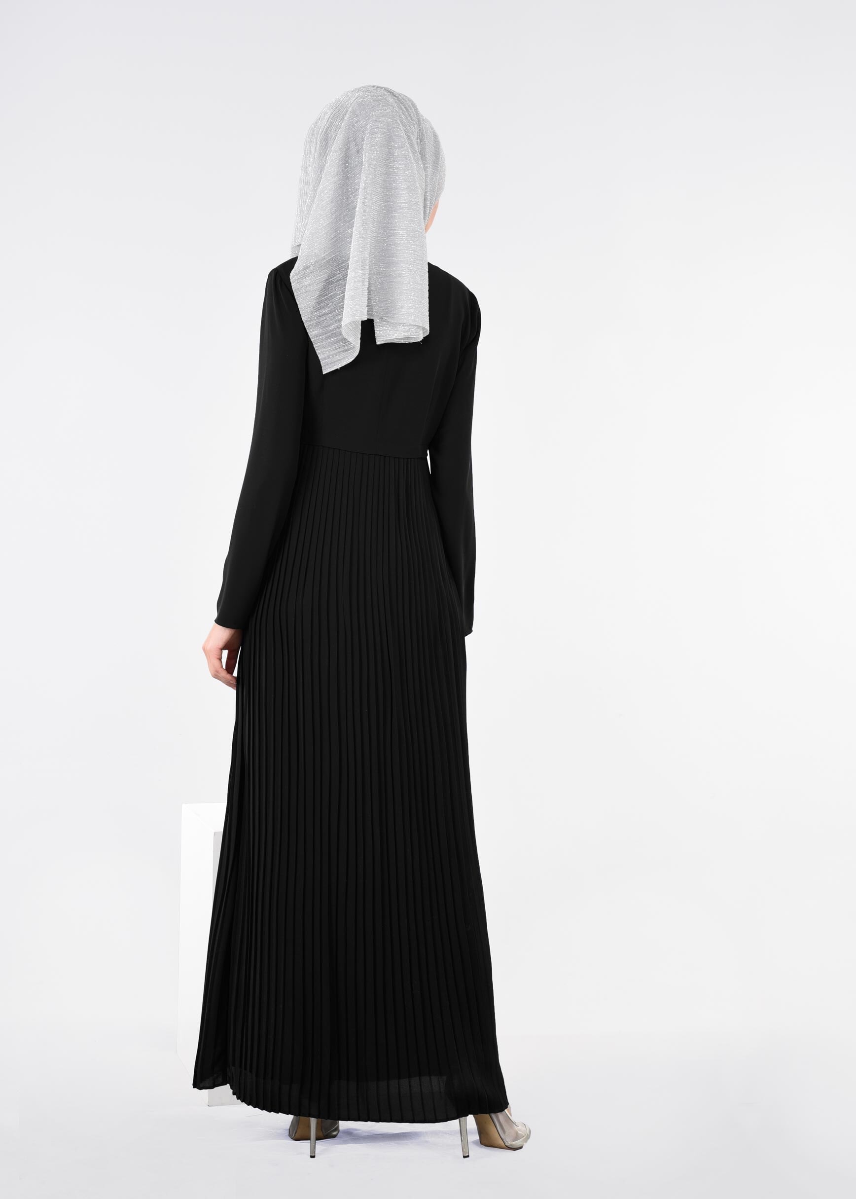 Tesettür giyim SİYAH 4369 ESİNTİ ELBİSE 38/46 TEK40