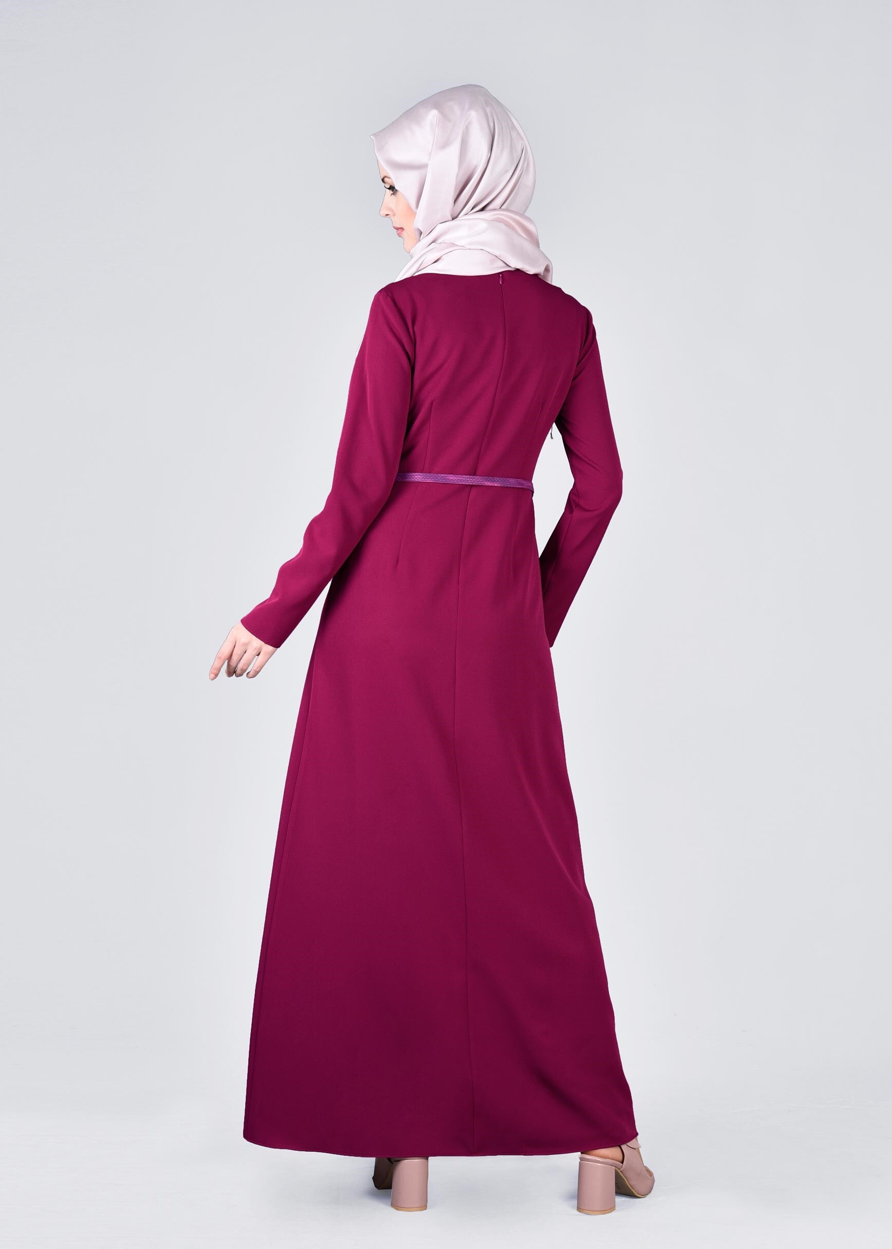 Tesettür giyim FUŞYA BELİ PİLE DETAYLI ELBİSE 4398 