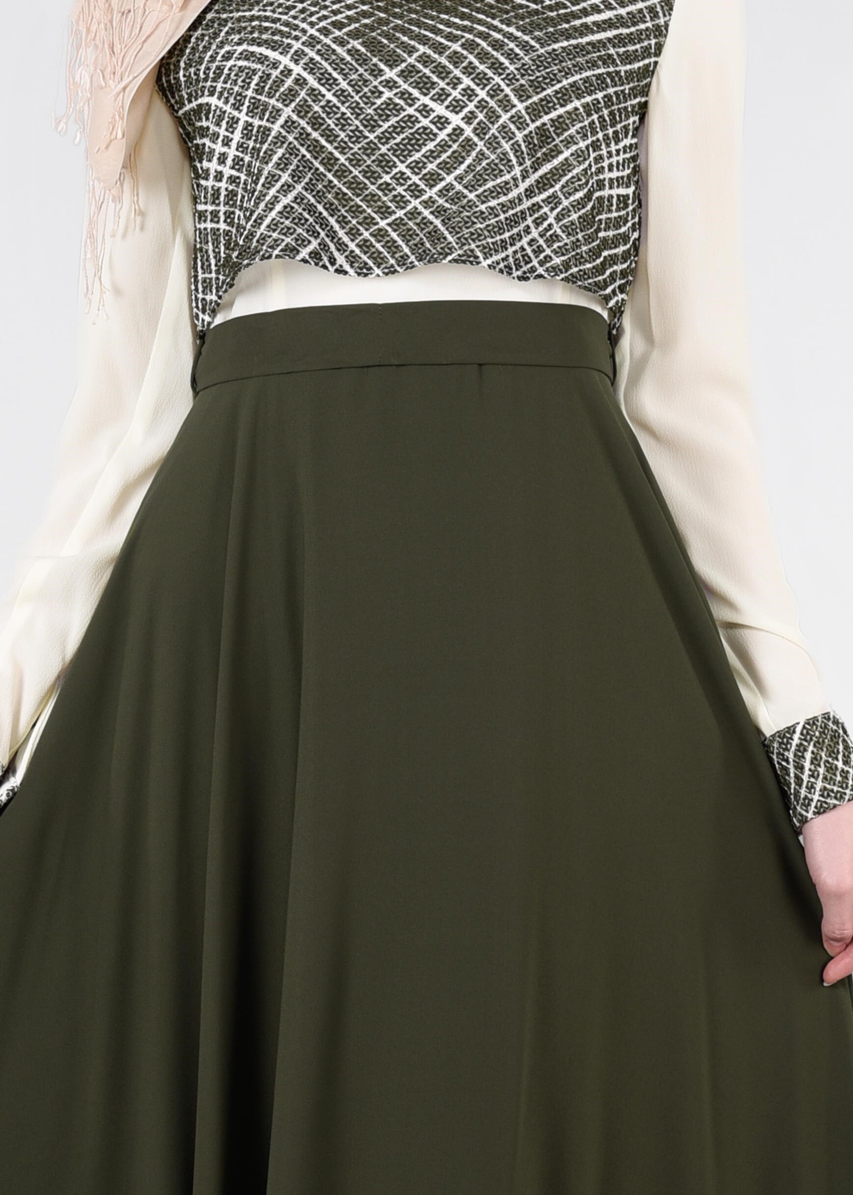 Tesettür giyim HAKİ 4474 Esinti Tesettür Elbise 38/44 TEK40