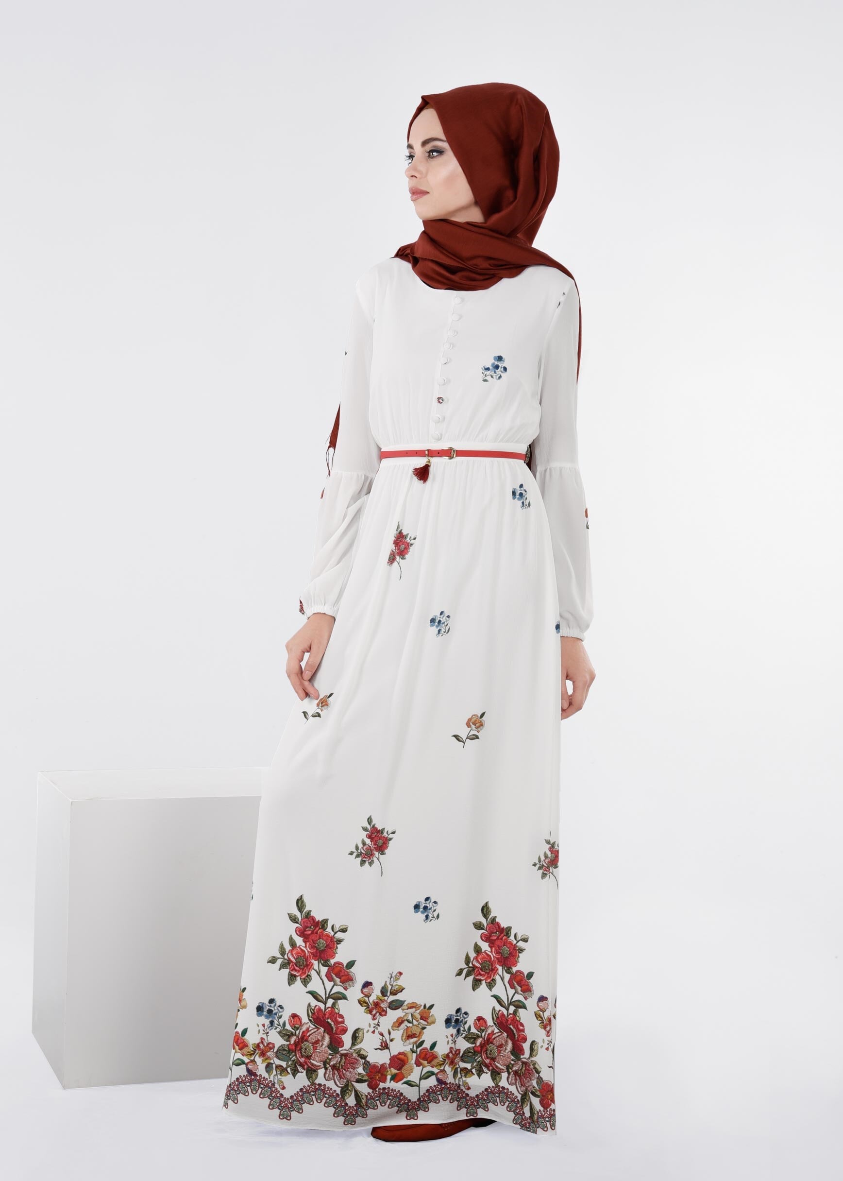 Tesettür giyim BEYAZ 4478 CAPRİ 12163 ELBİSE 36/44 TEK38