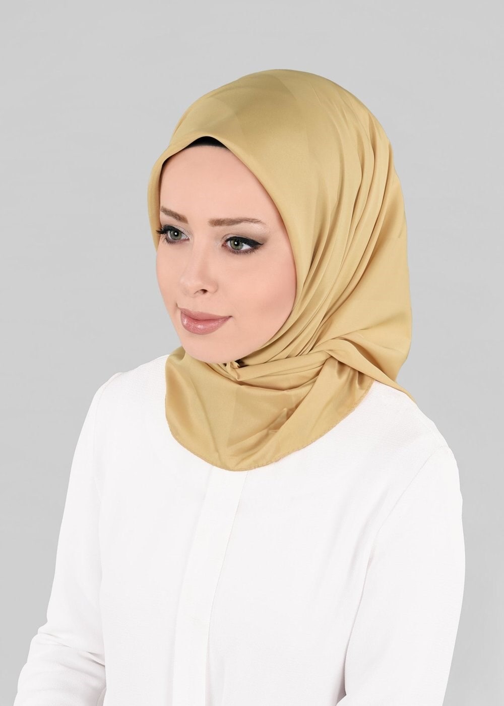 Tesettür giyim ALTIN 9868 ALVİNA SATEN ÇİZGİLİ SATEN EŞARP