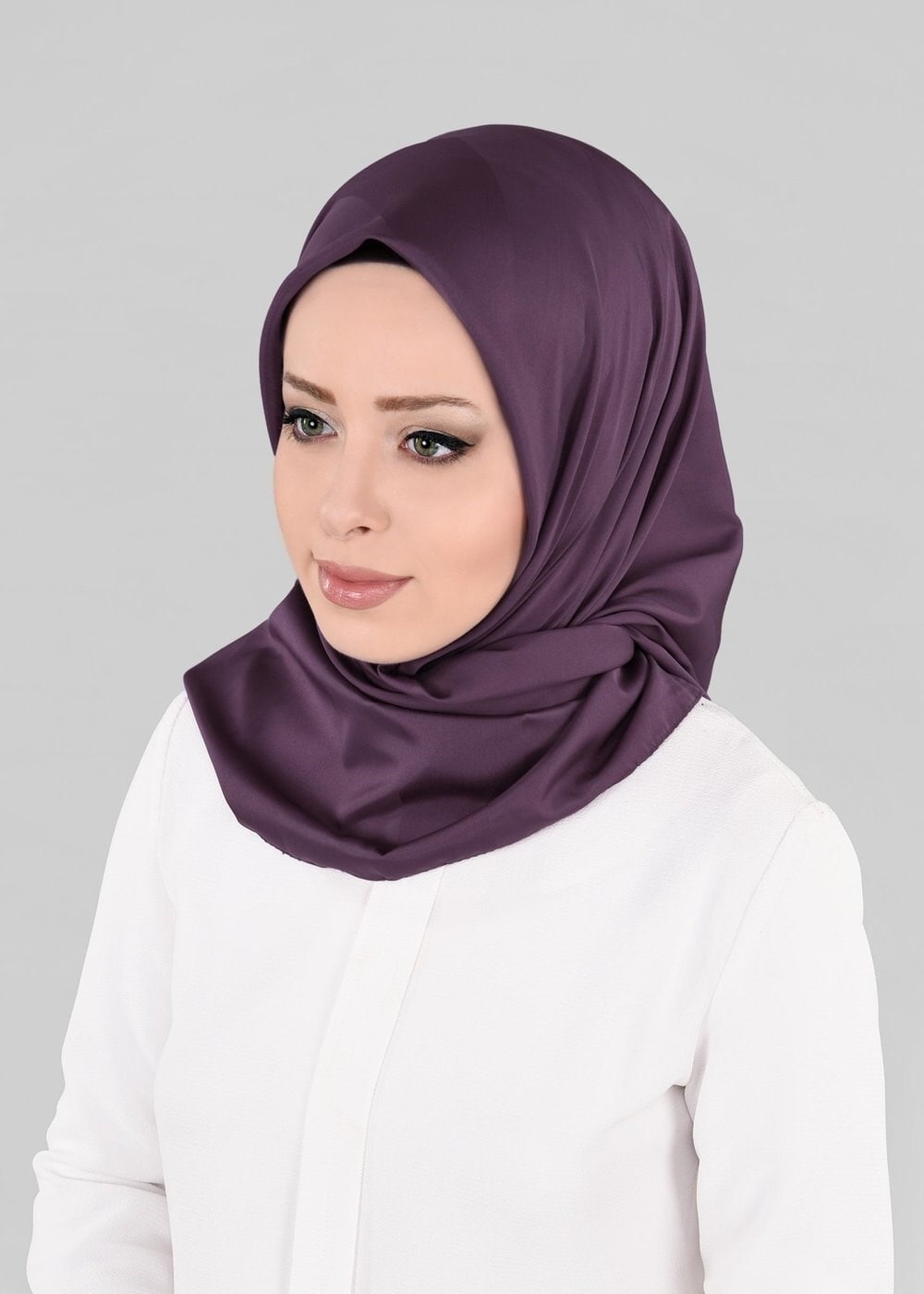 Tesettür giyim MÜRDÜM 9868 ALVİNA SATEN ÇİZGİLİ SATEN EŞARP