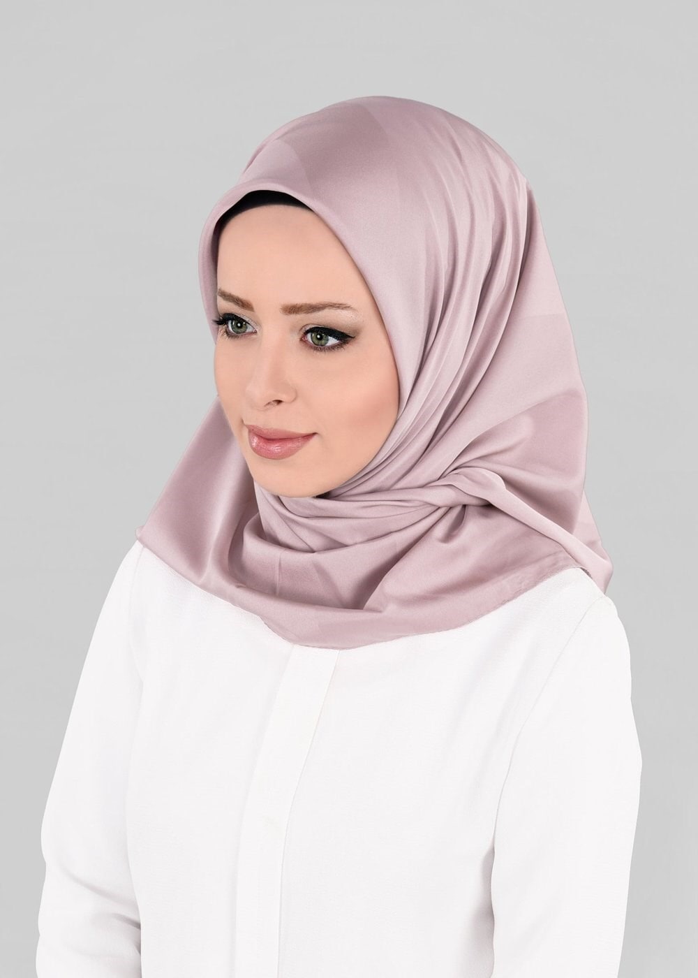 Tesettür giyim PUDRA 9868 ALVİNA SATEN ÇİZGİLİ SATEN EŞARP