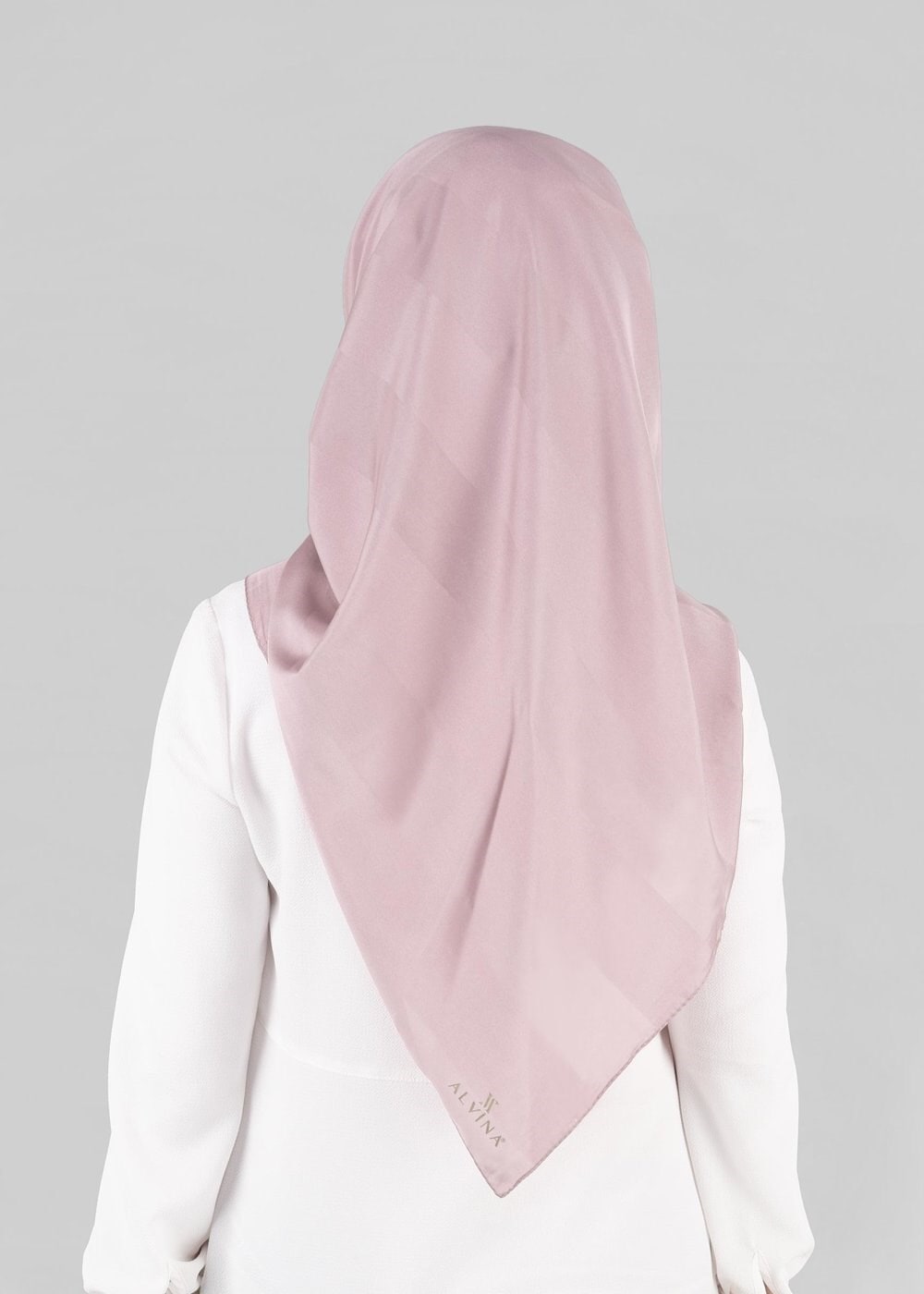 Tesettür giyim PUDRA 9868 ALVİNA SATEN ÇİZGİLİ SATEN EŞARP